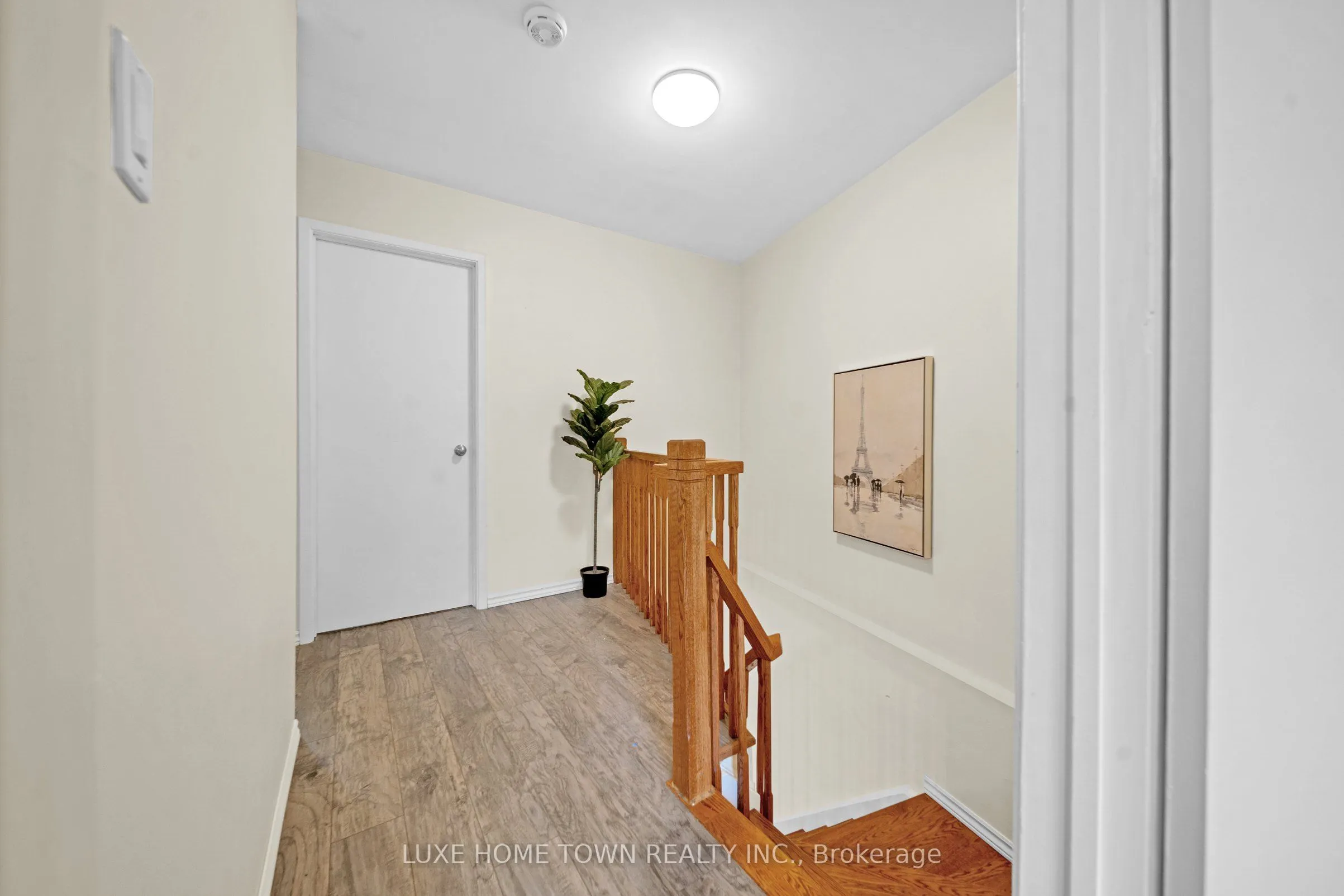 400 Mississauga Valley Boulevard #160