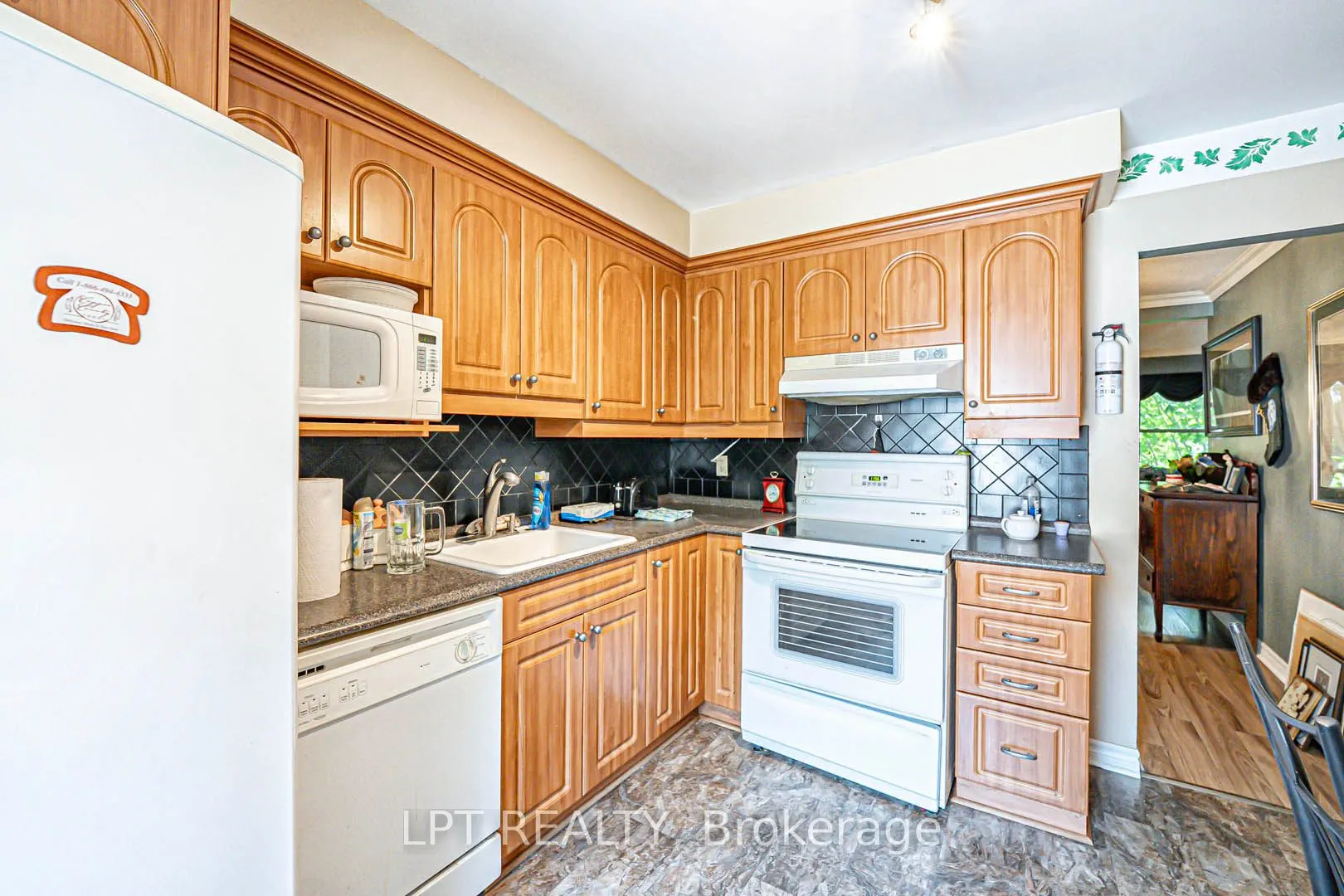 2169 Mountain Grove Avenue, #7