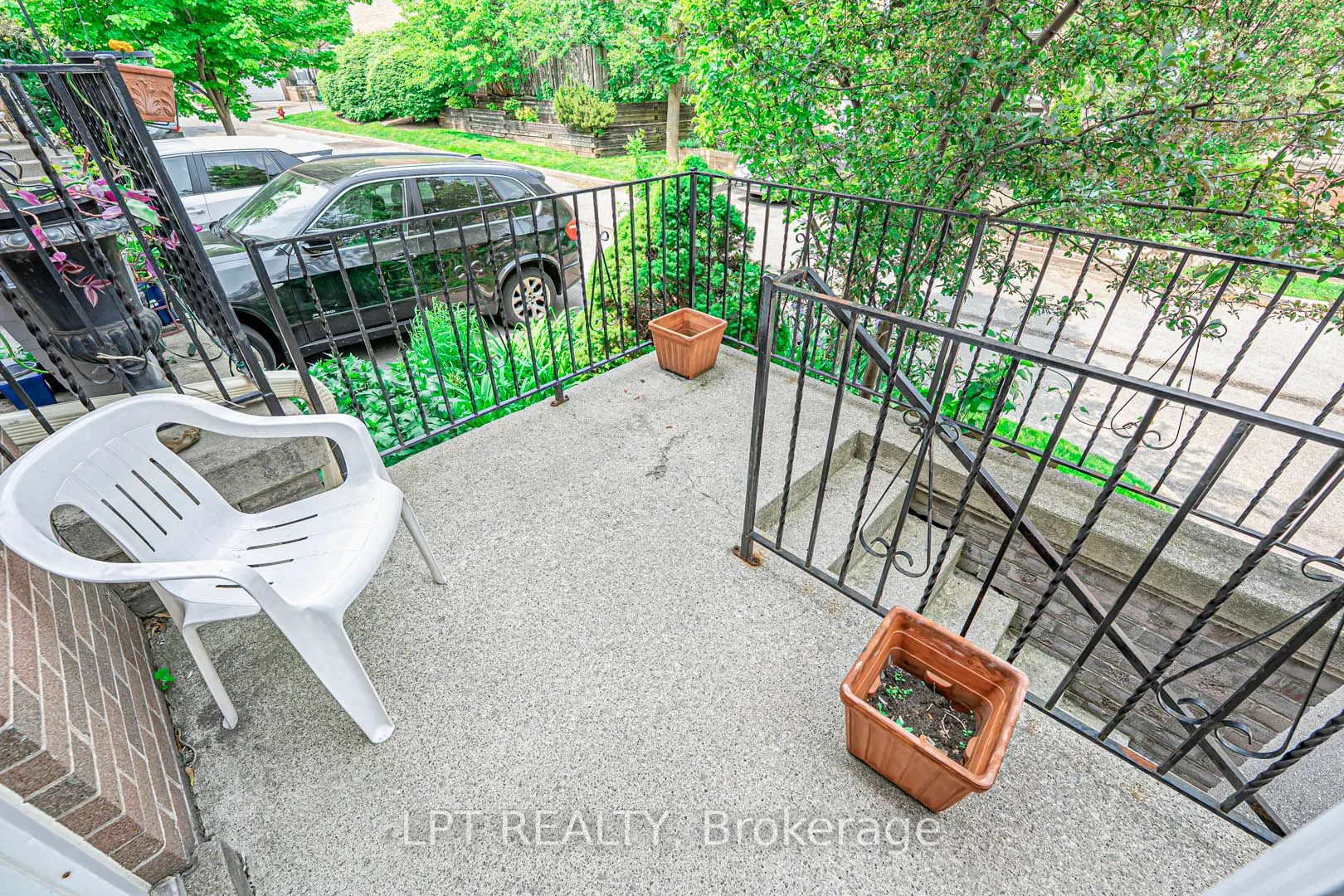 2169 Mountain Grove Avenue, #7