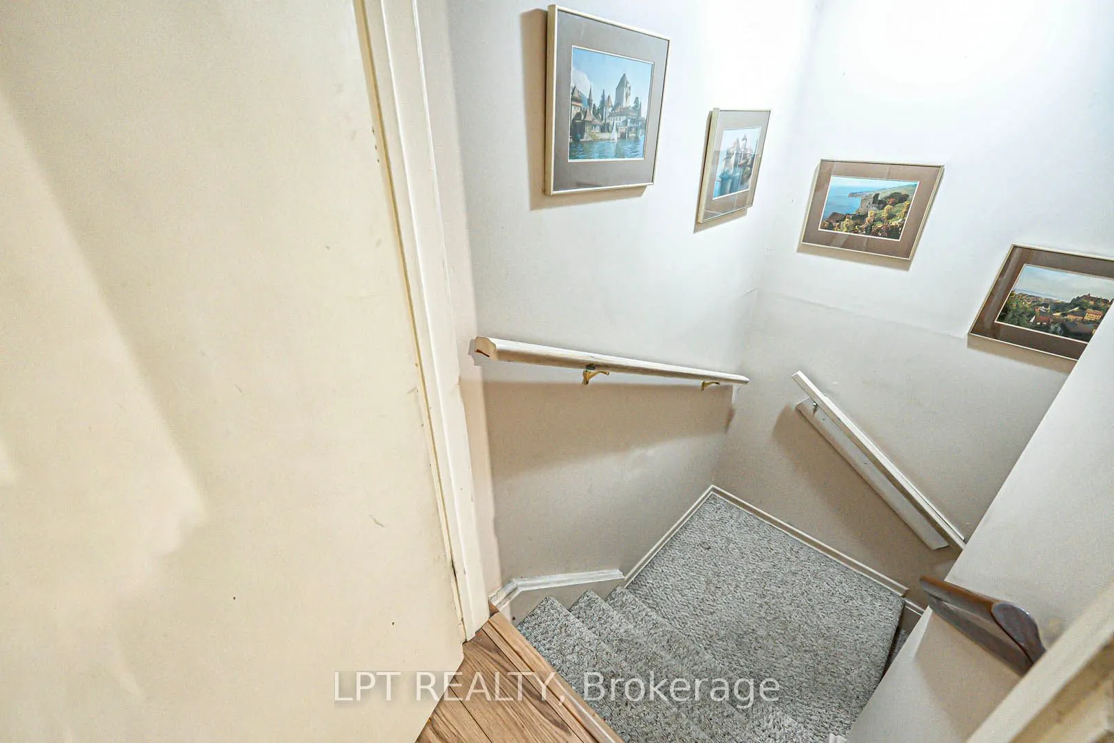 2169 Mountain Grove Avenue, #7