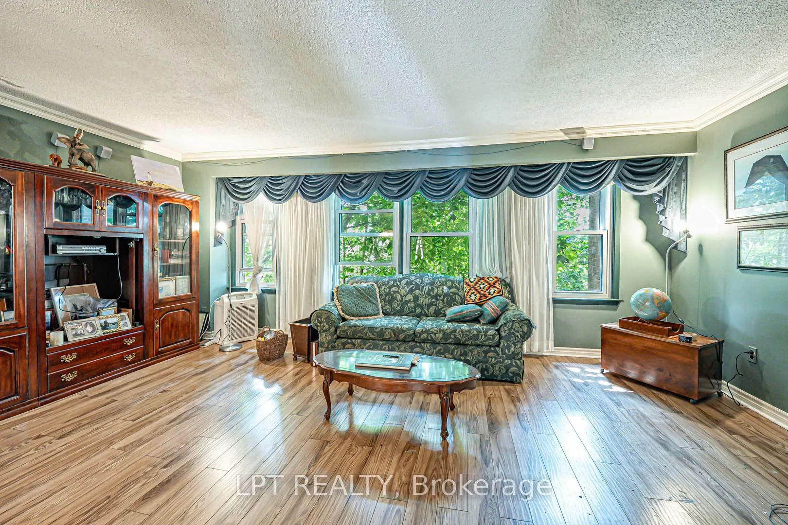 2169 Mountain Grove Avenue, #7