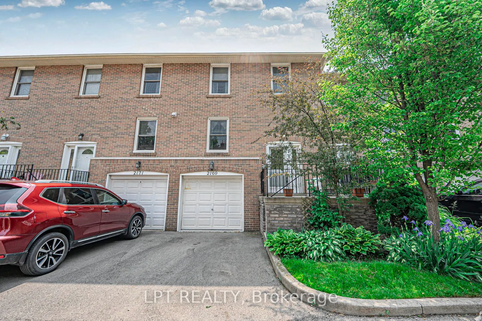 2169 Mountain Grove Avenue, #7