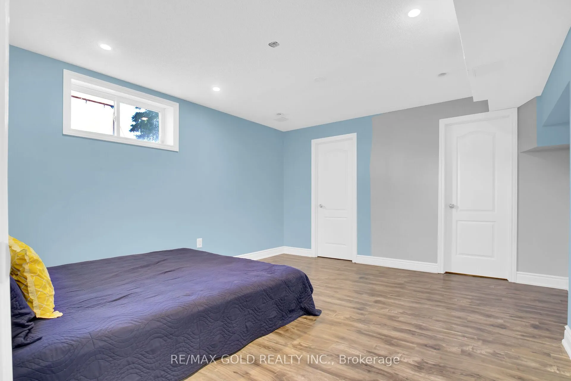 8182 Hornby Road