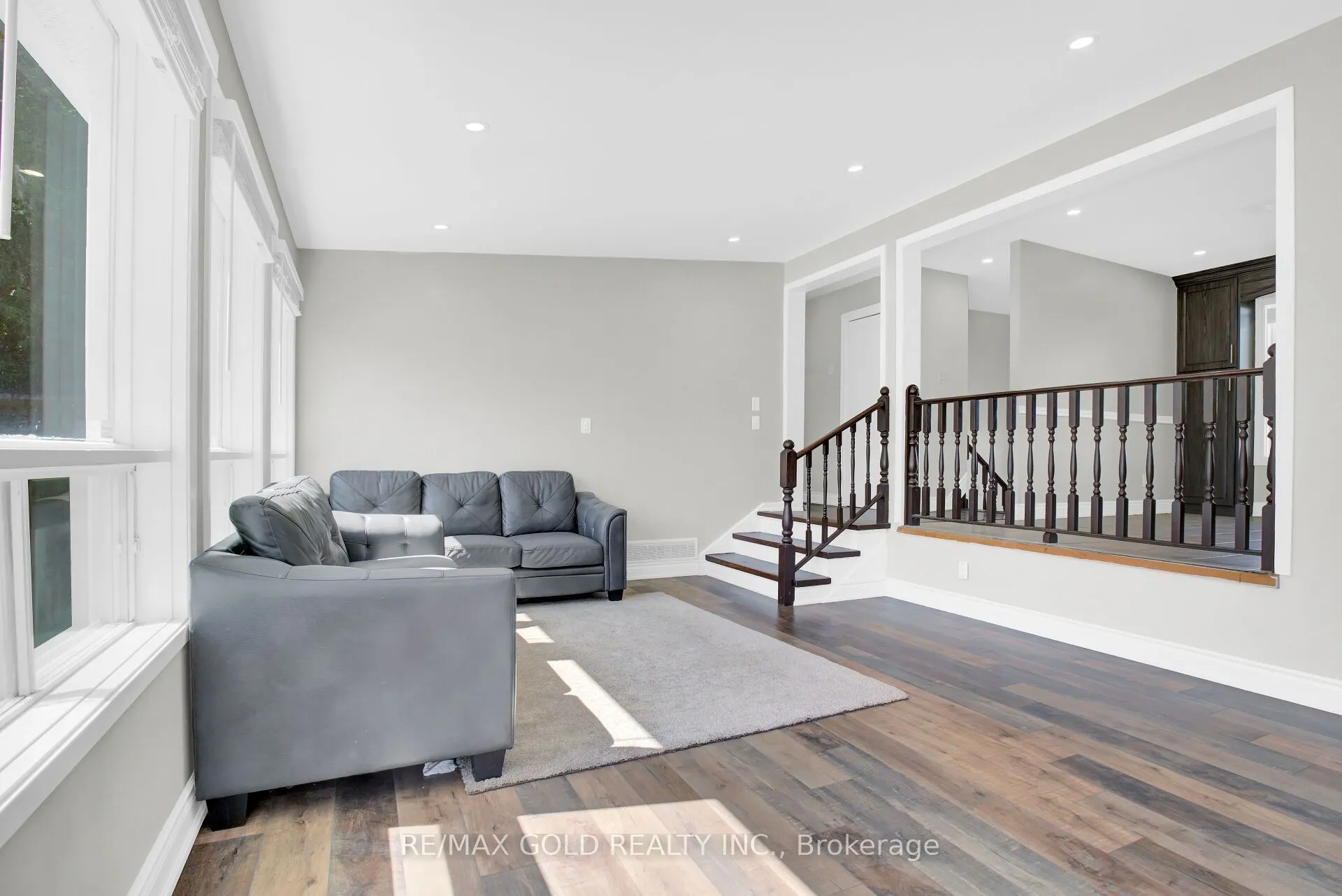 8182 Hornby Road