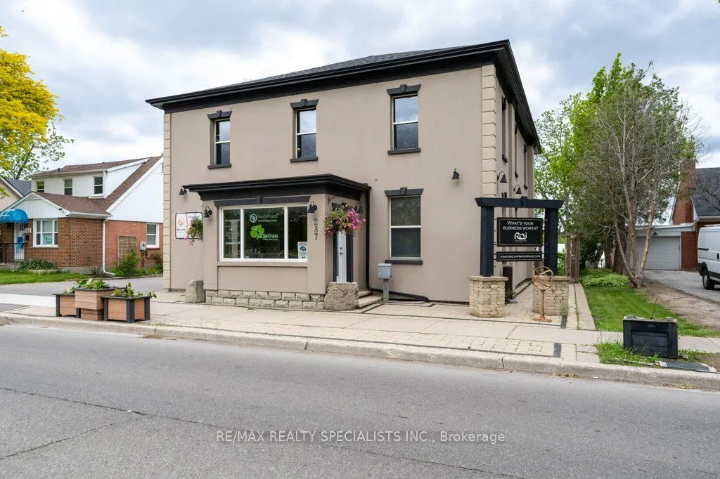 287 Queen Street S