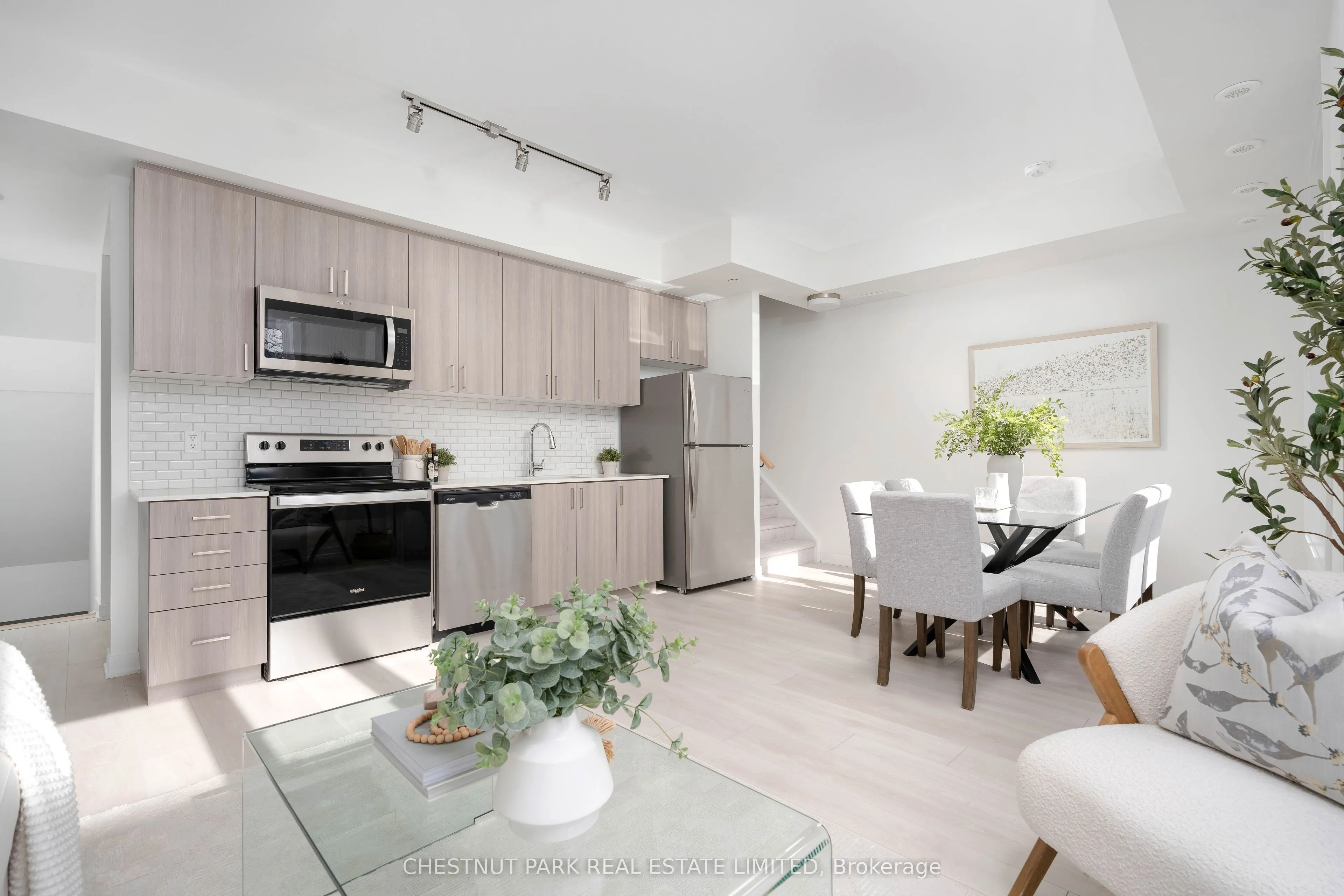 4045 Hickory Drive, #8
