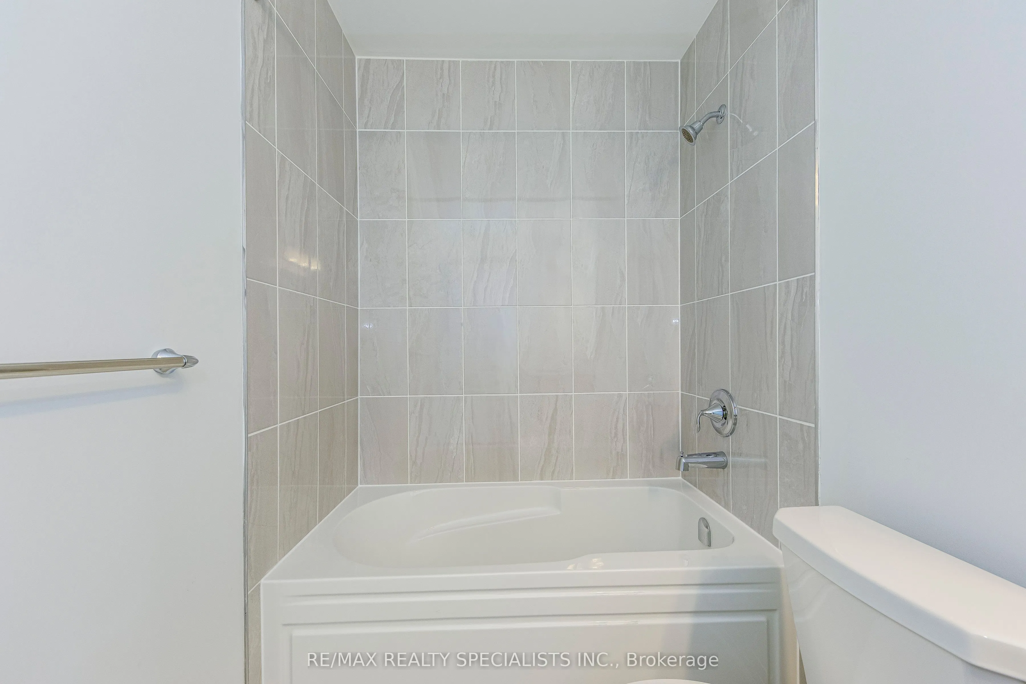 480 Gordon Krantz Avenue, #120