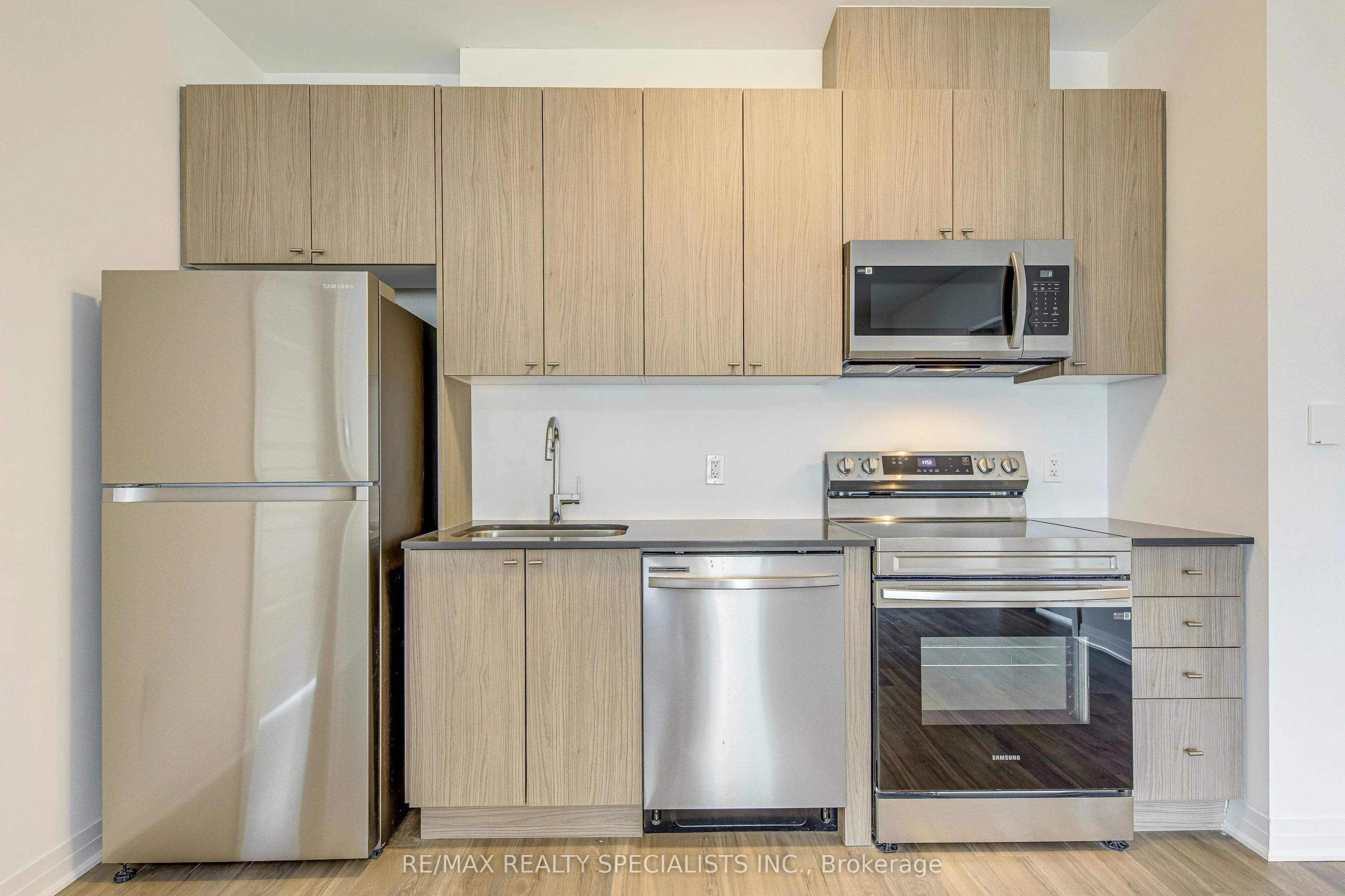 480 Gordon Krantz Avenue, #120