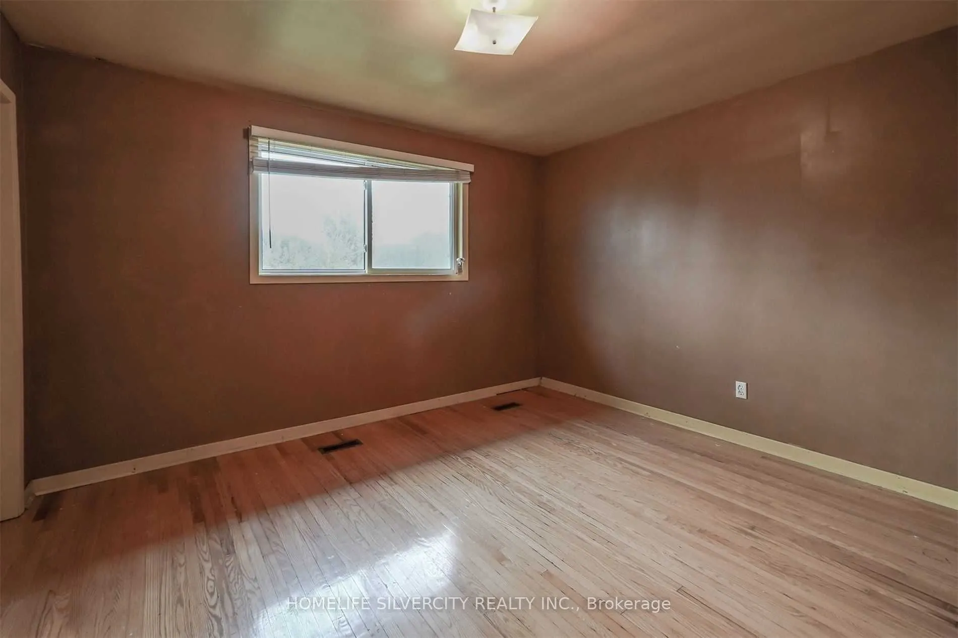 4395 Castlemore Road