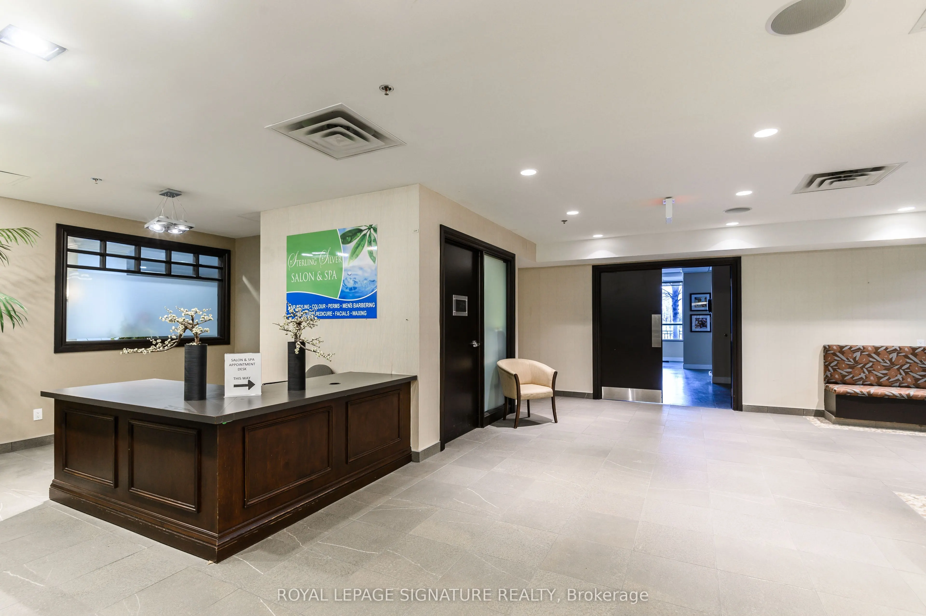 810 Scollard Court, #1003