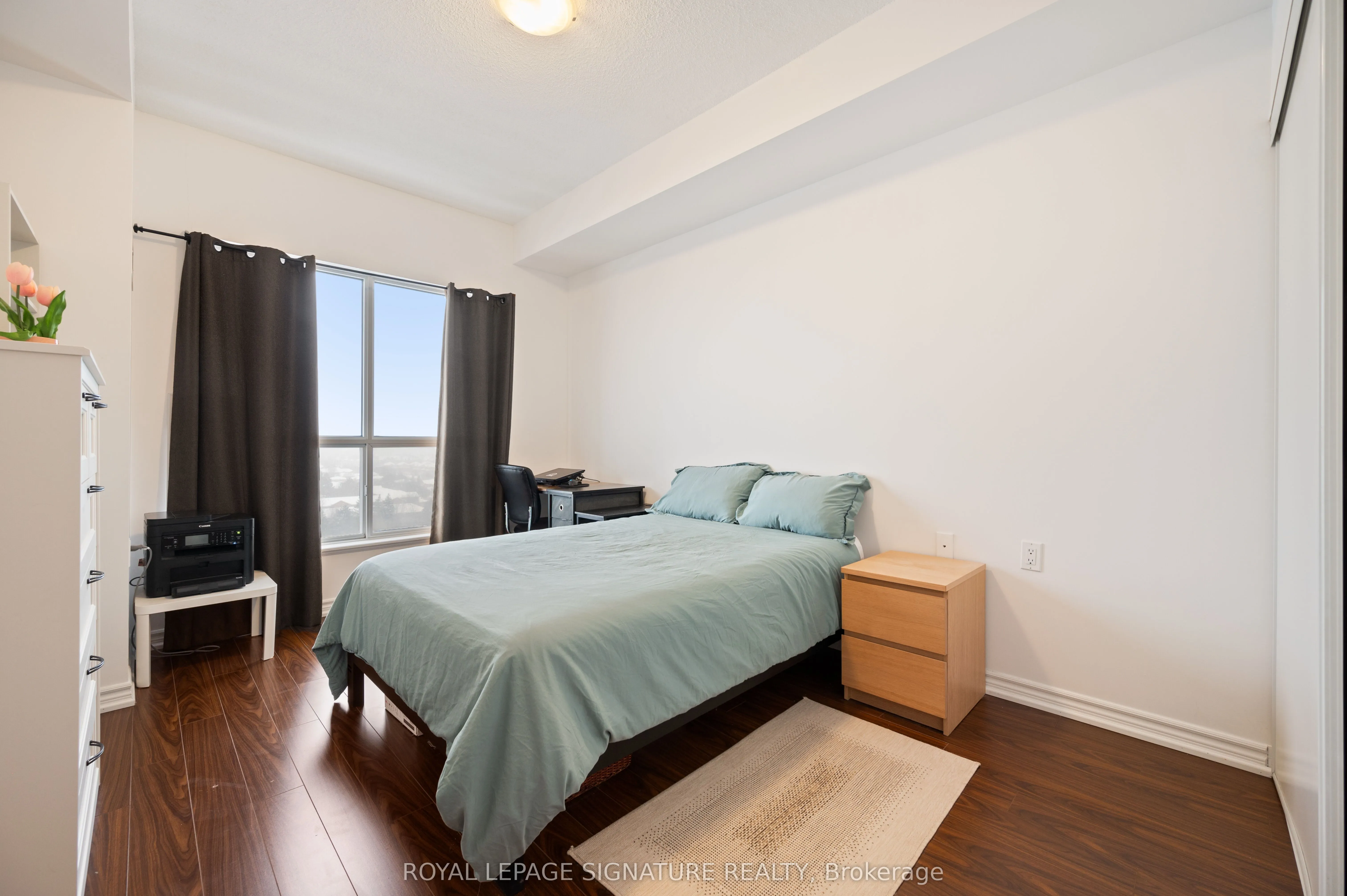 810 Scollard Court, #1003