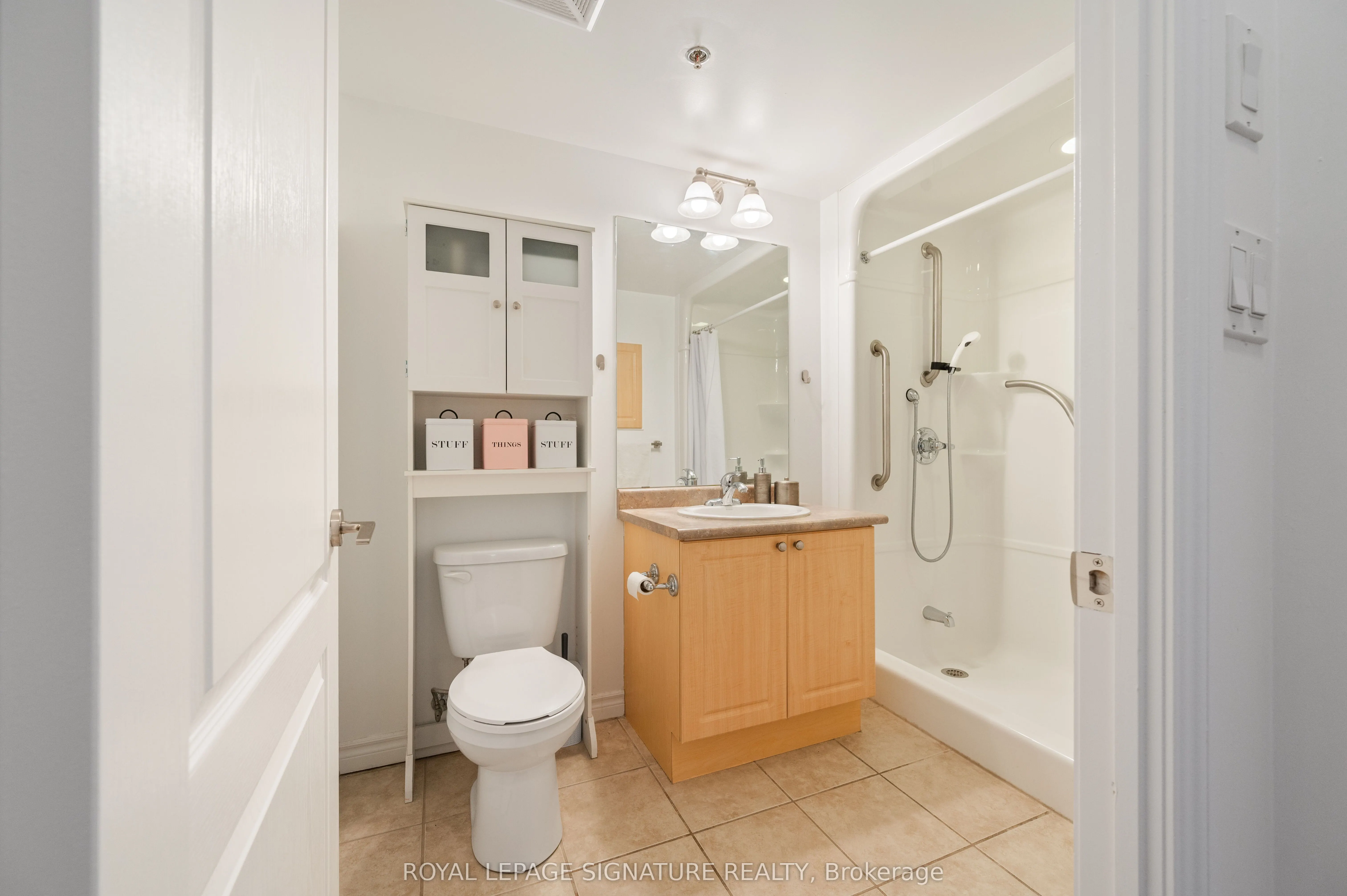 810 Scollard Court, #1003