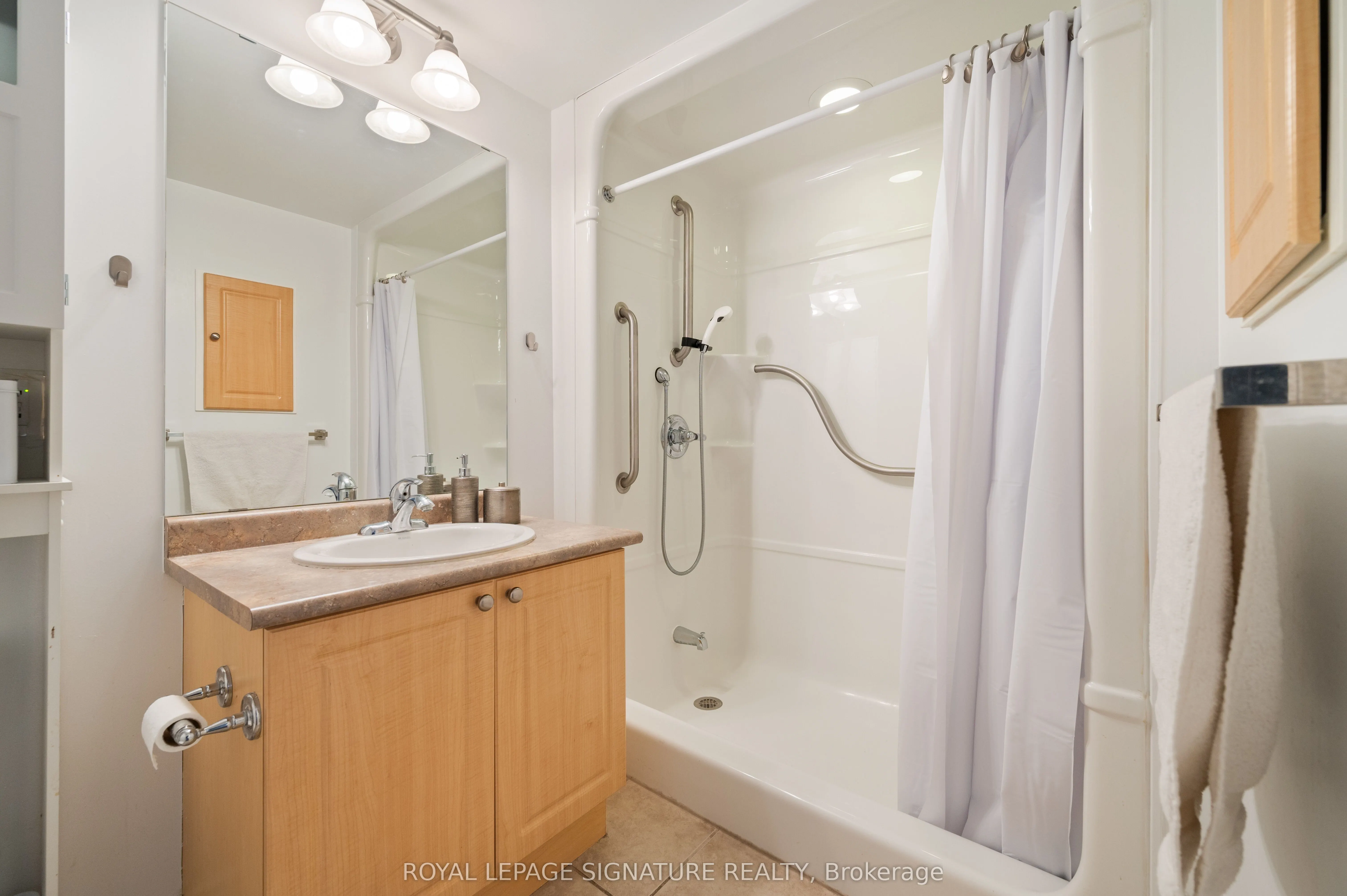 810 Scollard Court, #1003