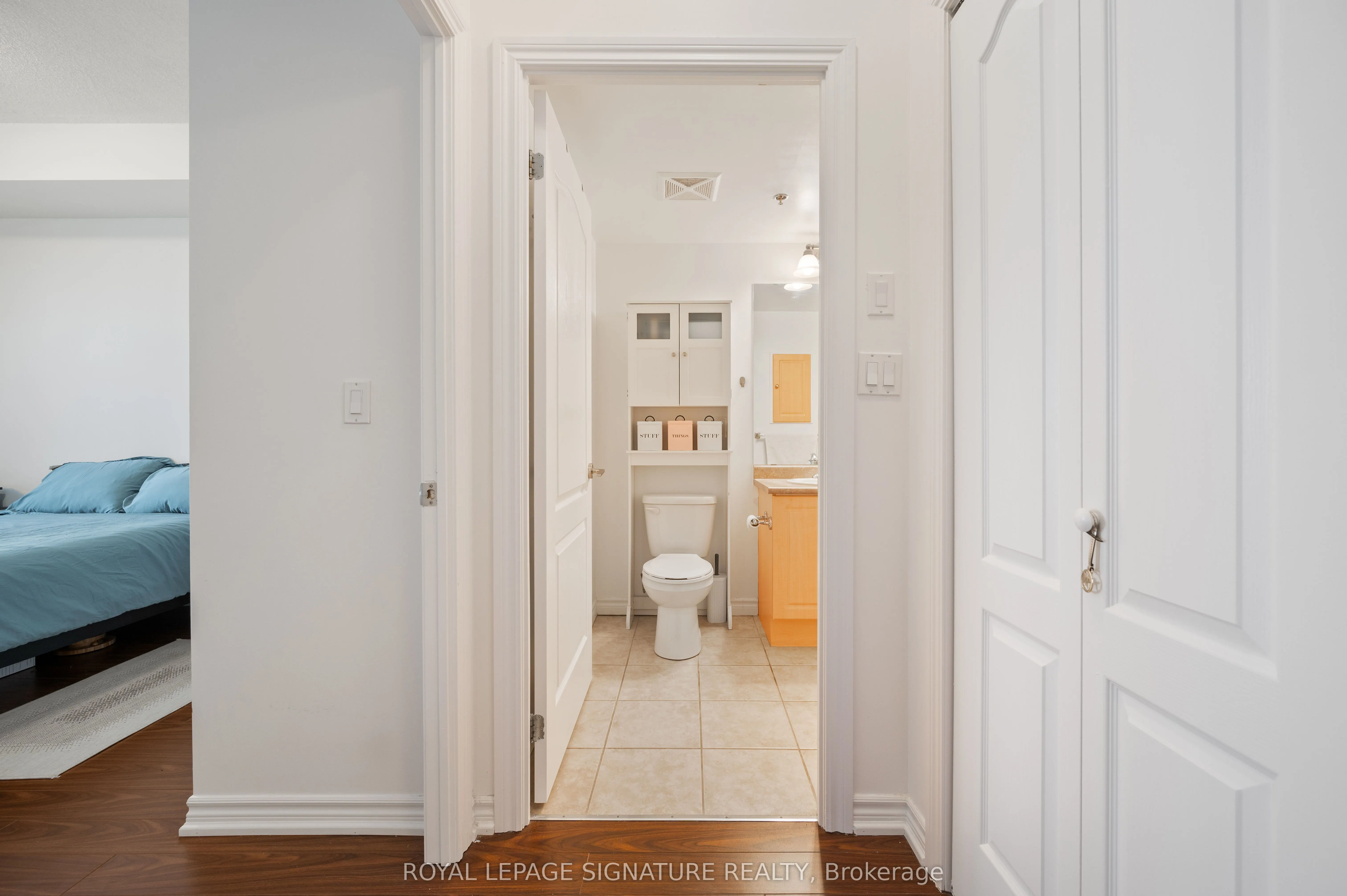 810 Scollard Court, #1003