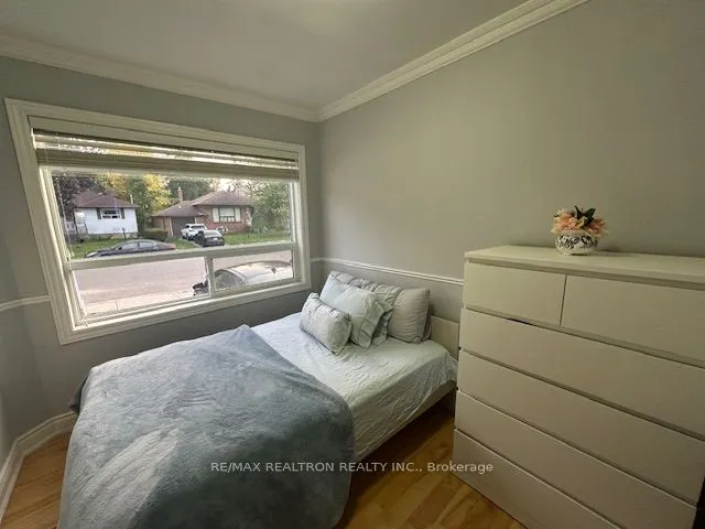 13 Broadview Avenue