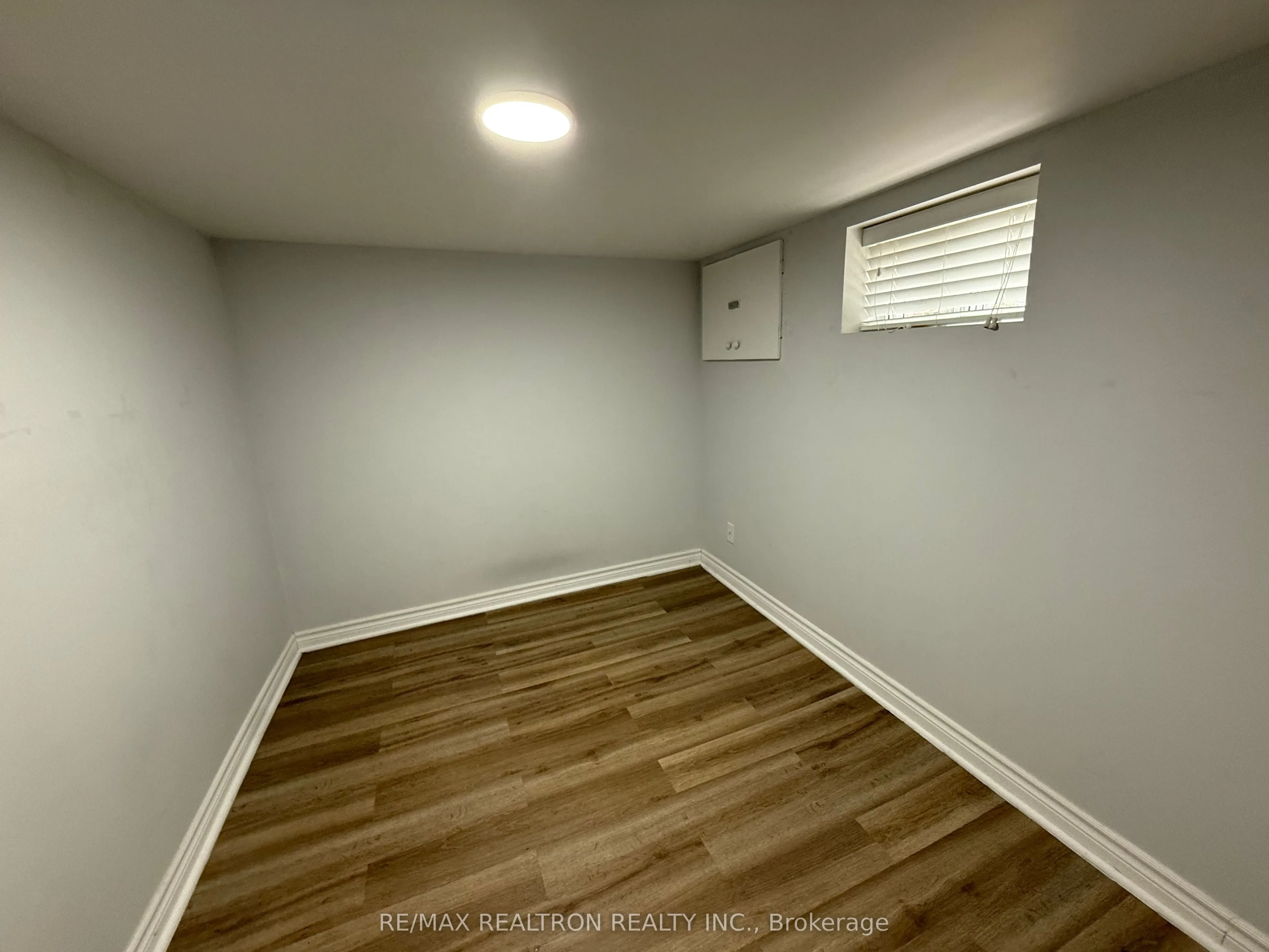 13 Broadview Avenue
