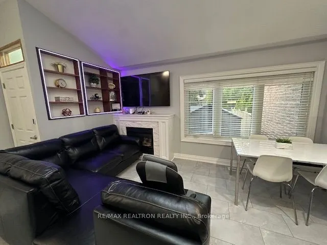 13 Broadview Avenue