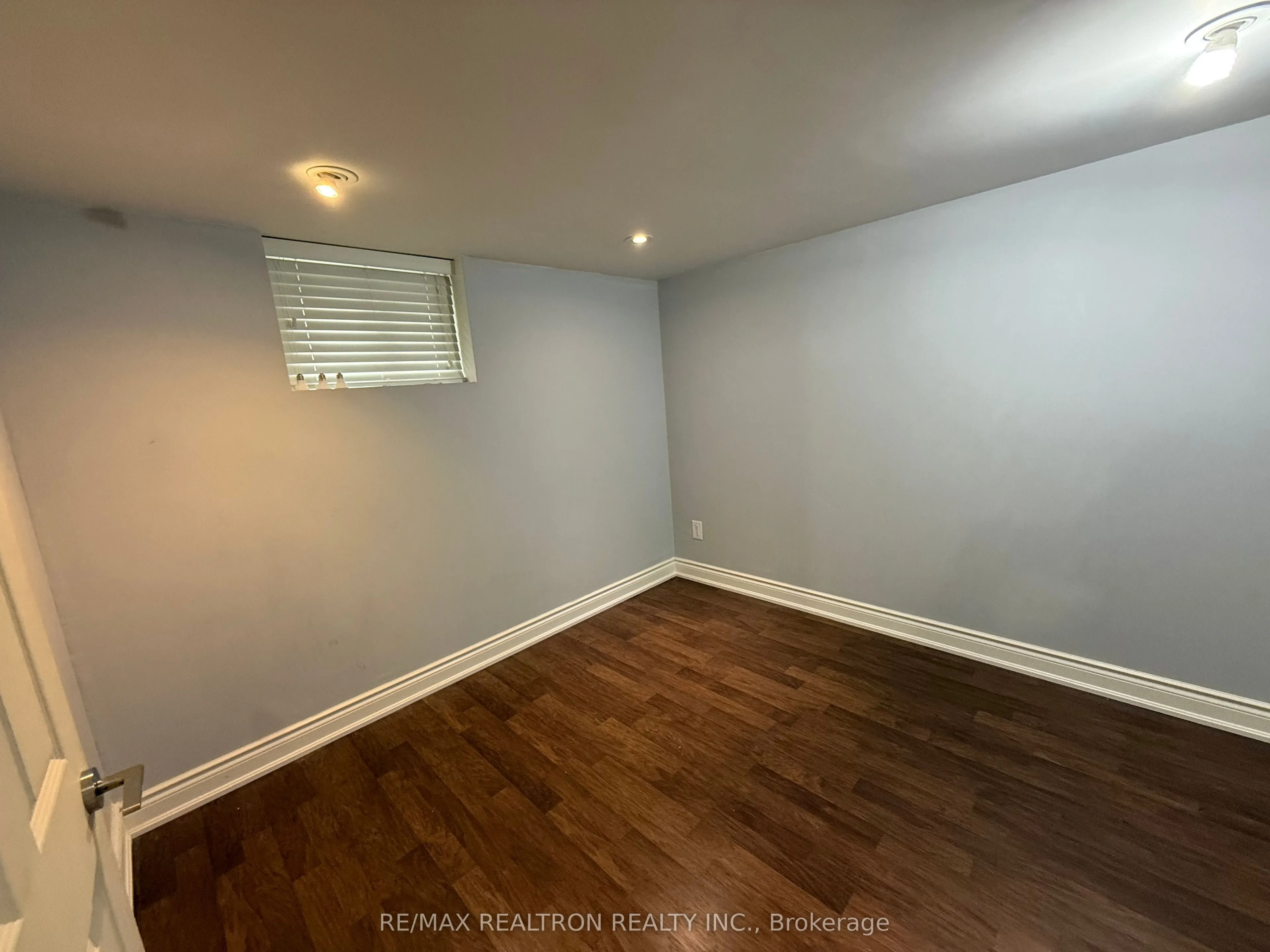 13 Broadview Avenue