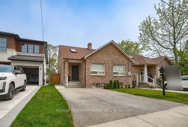 13 Broadview Avenue