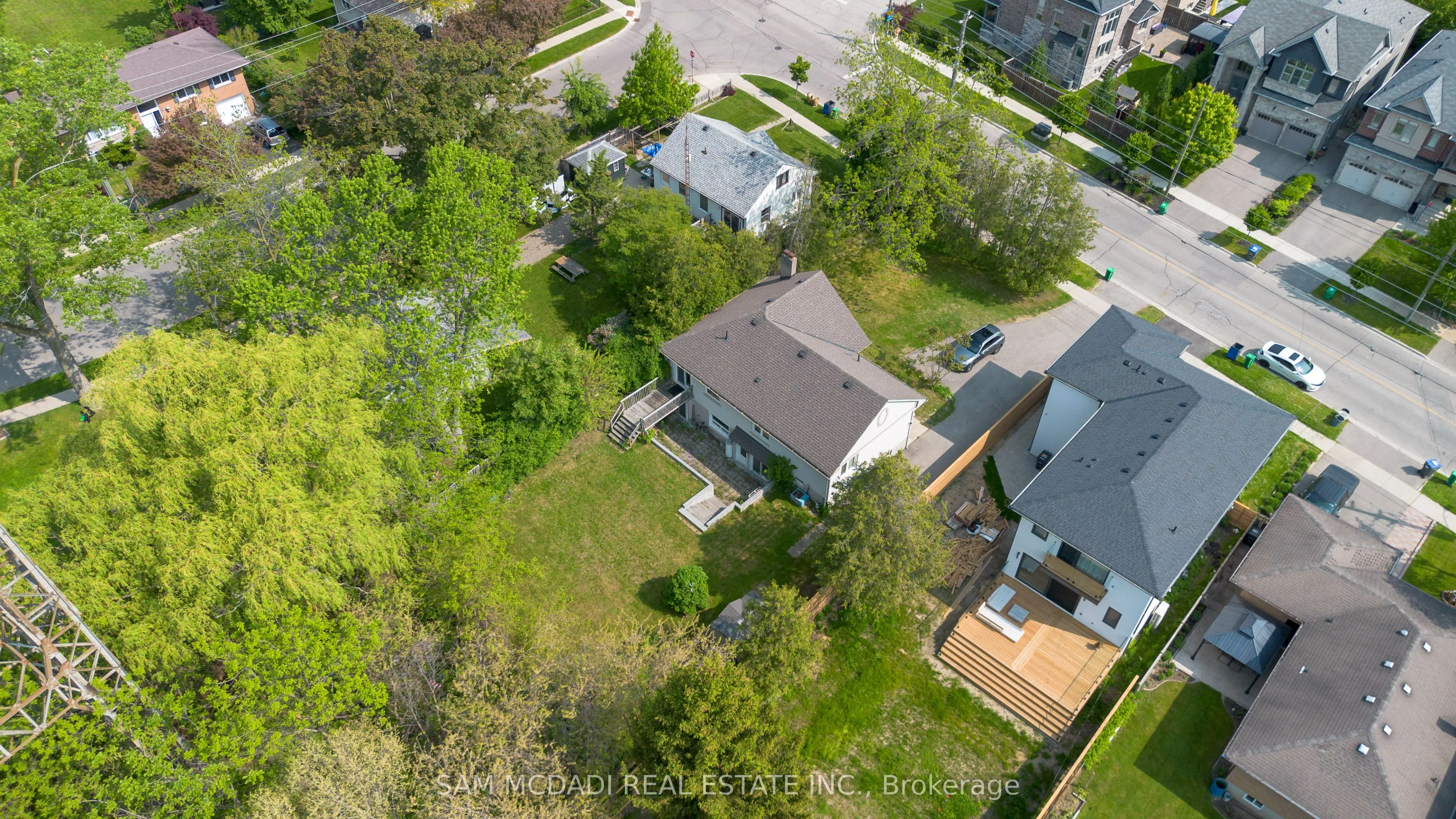 1228 Haig Boulevard