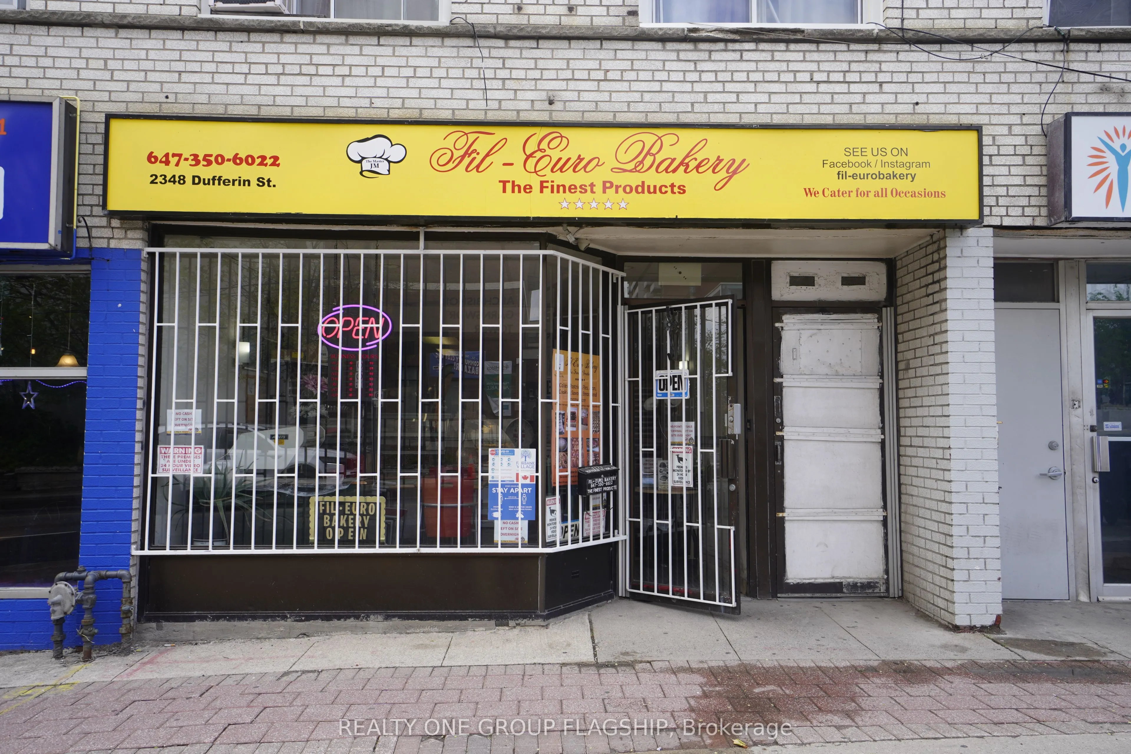 2348 dufferin Street E