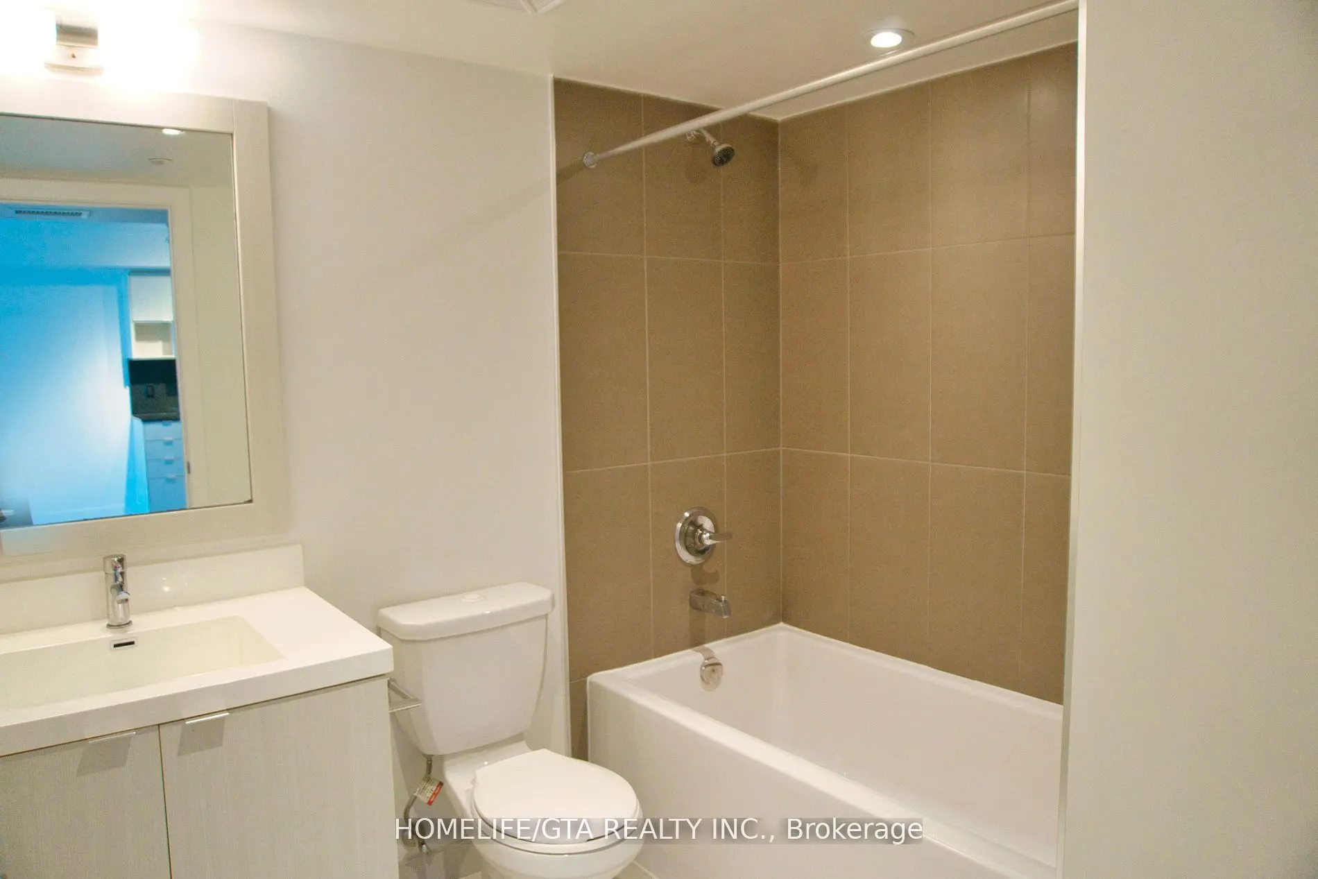 9 Mabelle Avenue, #2117