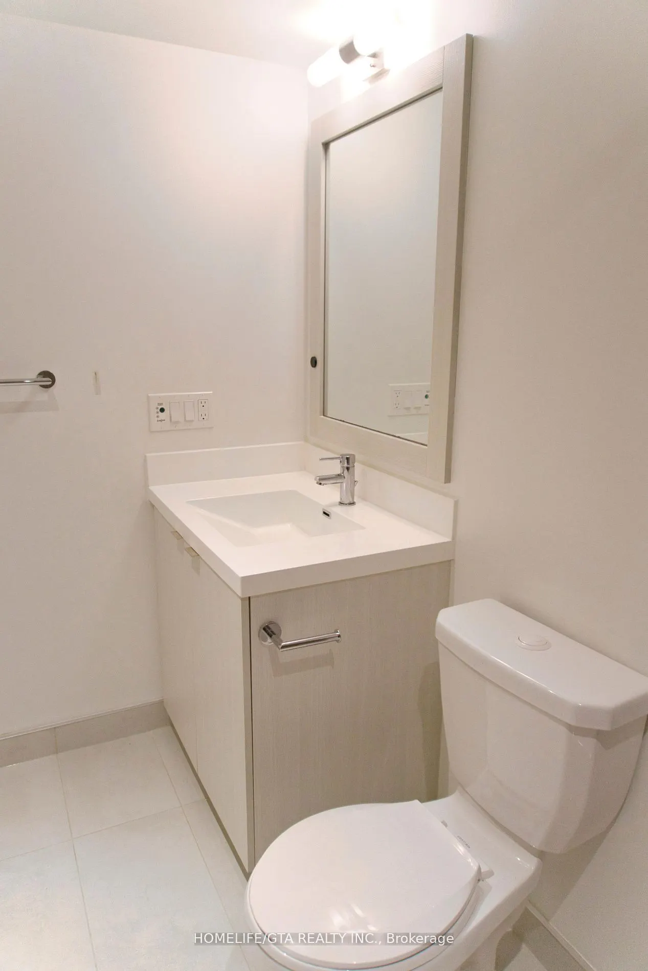 9 Mabelle Avenue, #2117
