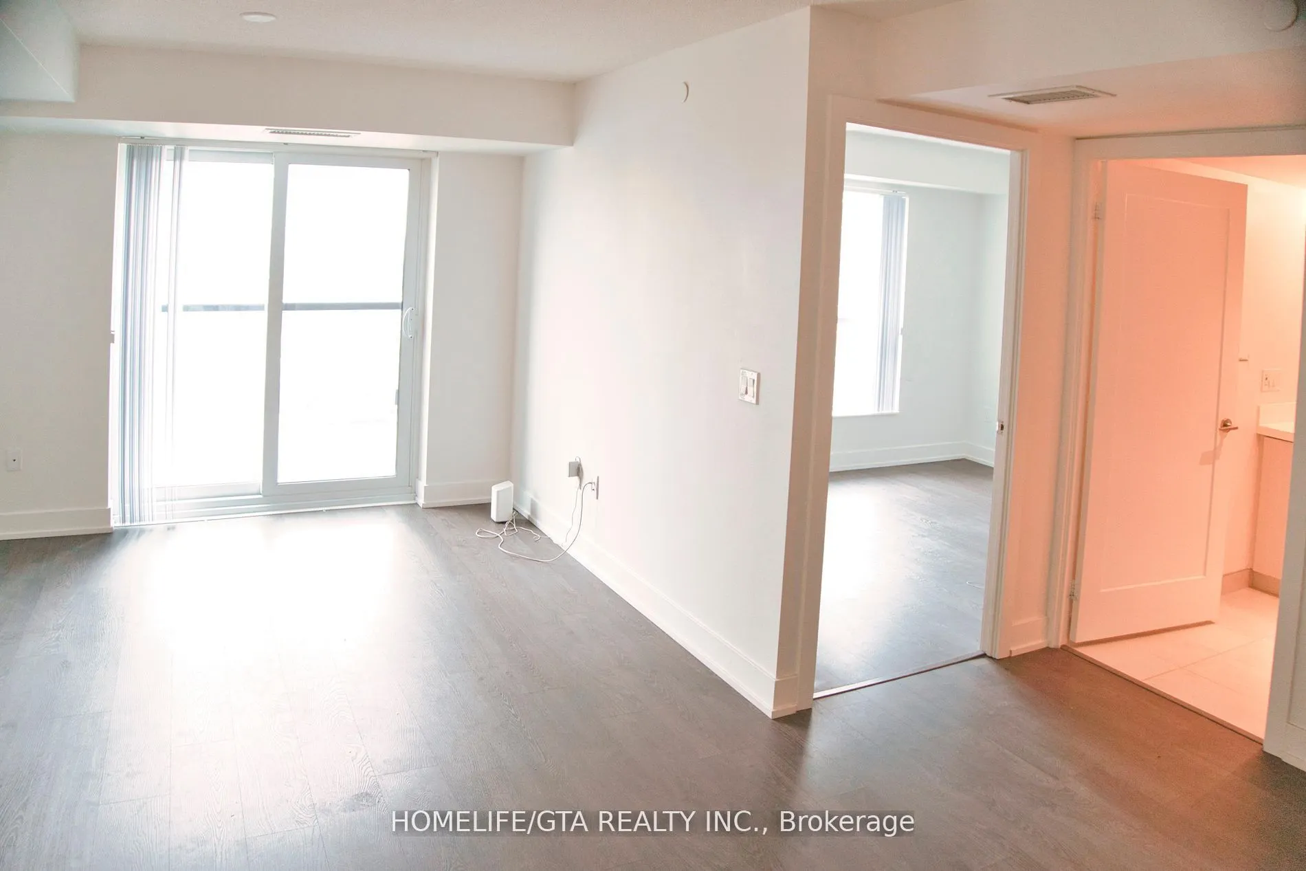 9 Mabelle Avenue, #2117