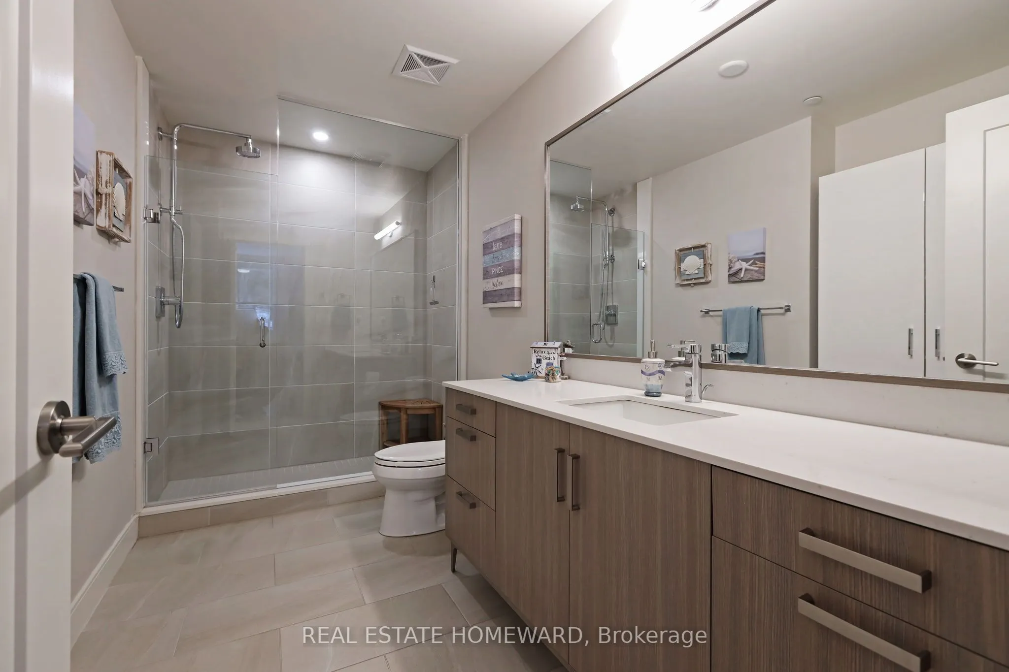 1575 Lakeshore Road W, #108