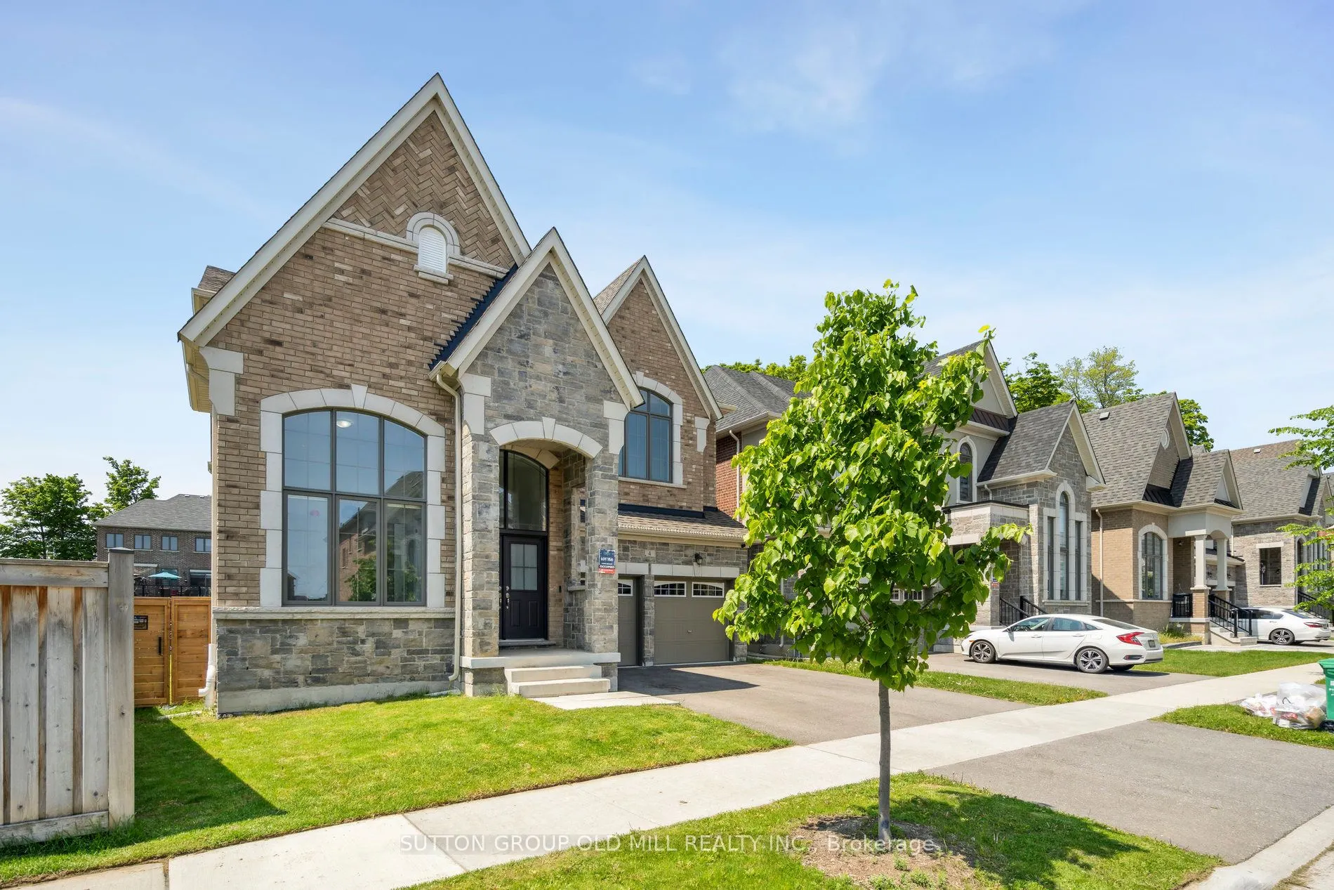 4 Daisy Meadow Crescent