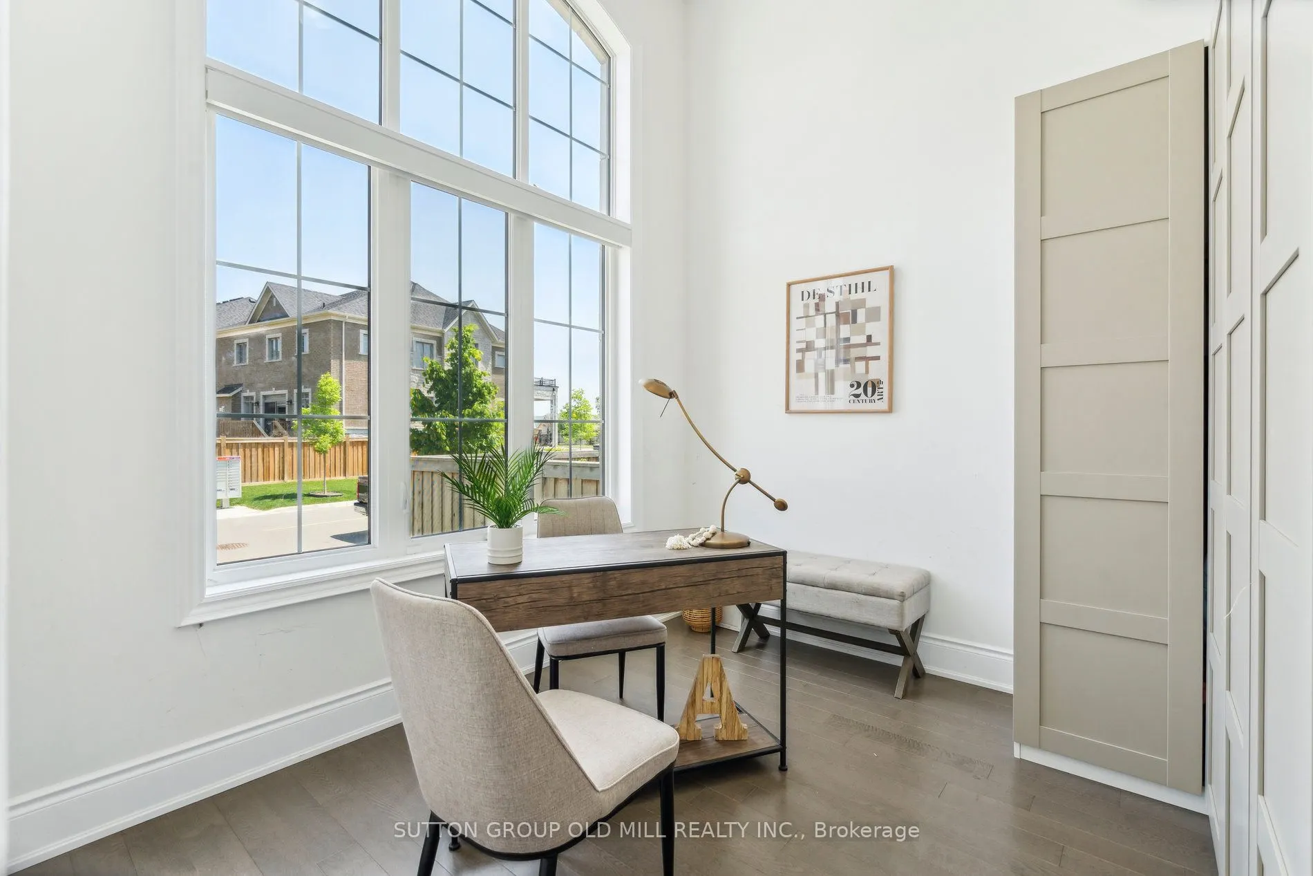 4 Daisy Meadow Crescent