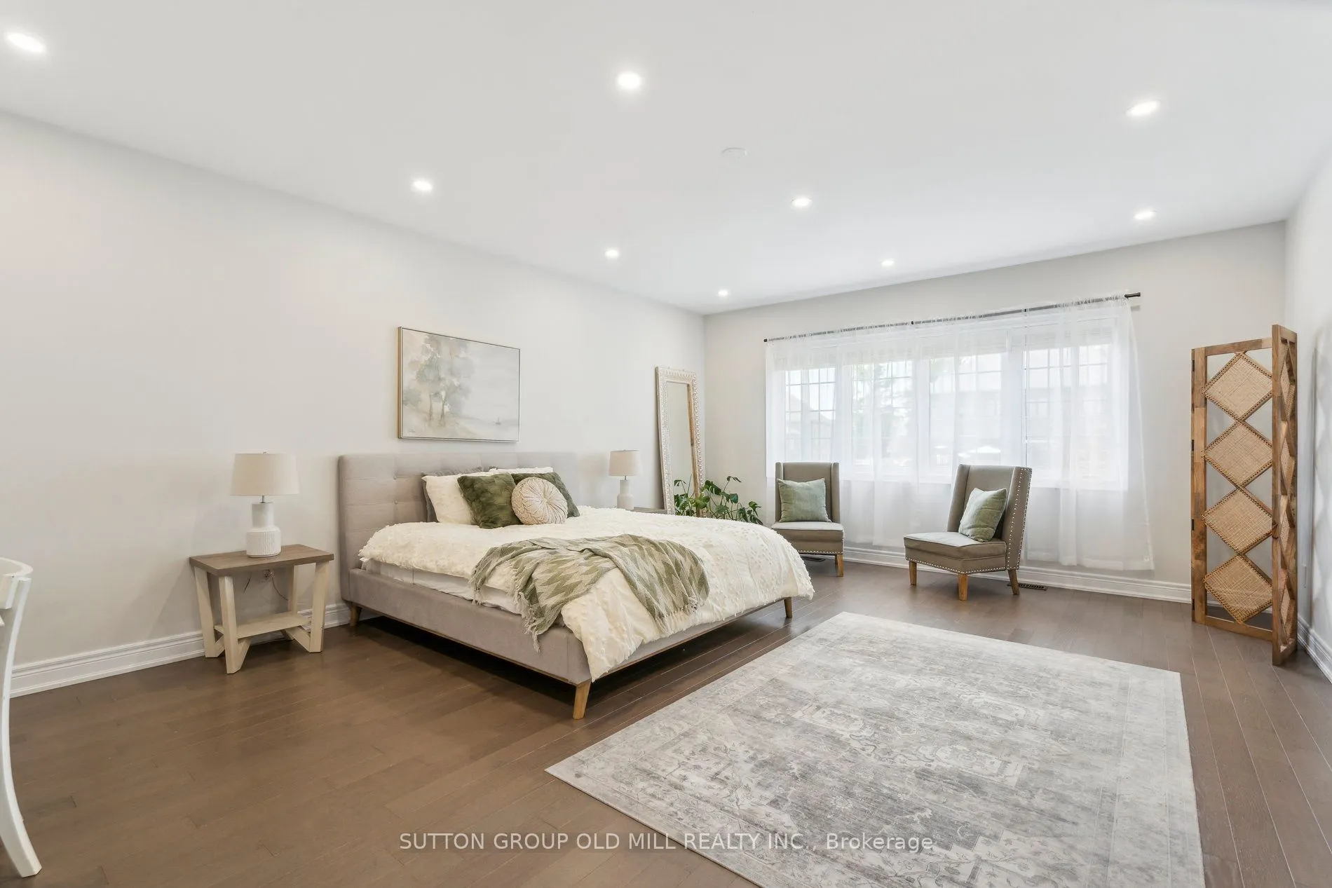 4 Daisy Meadow Crescent