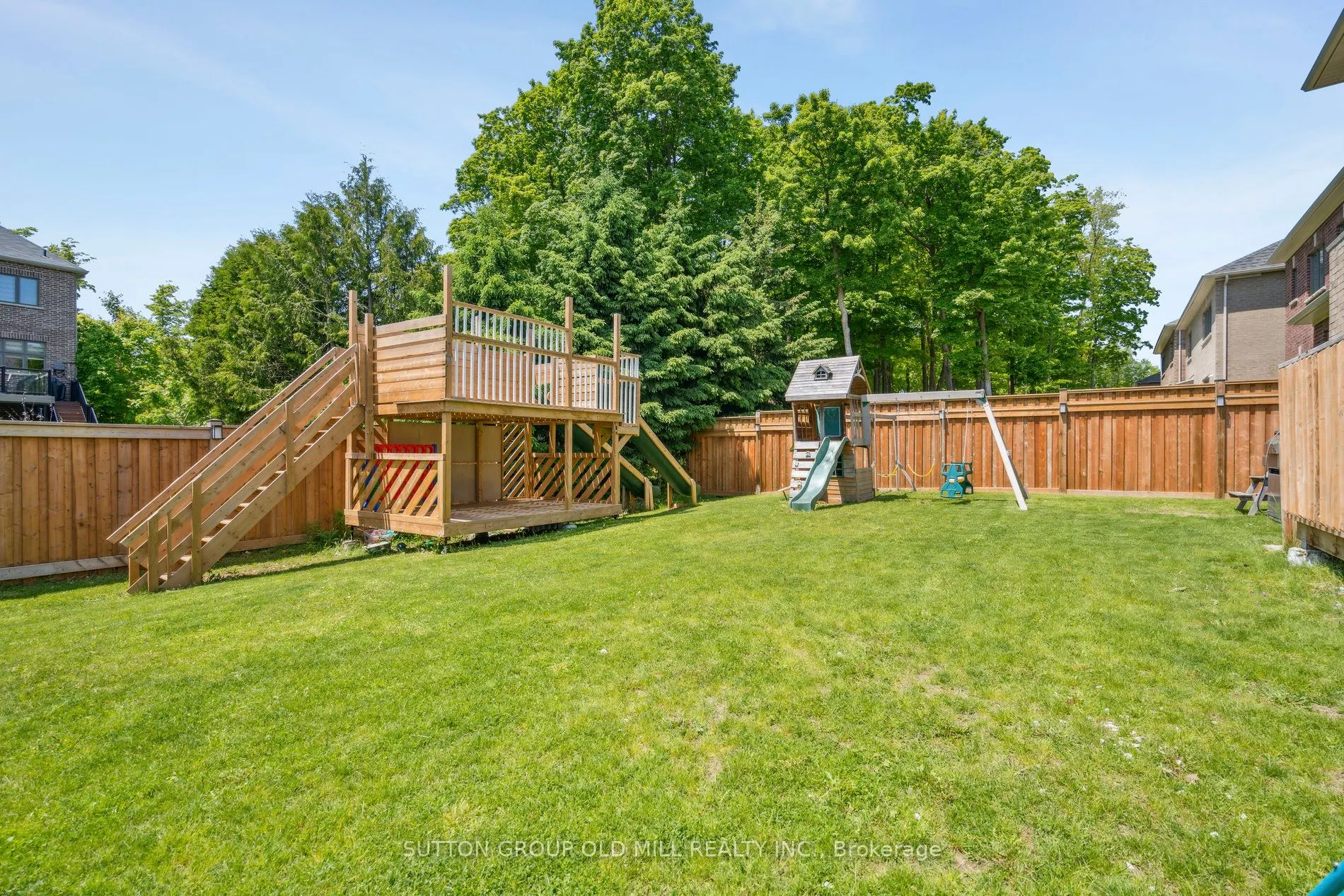 4 Daisy Meadow Crescent
