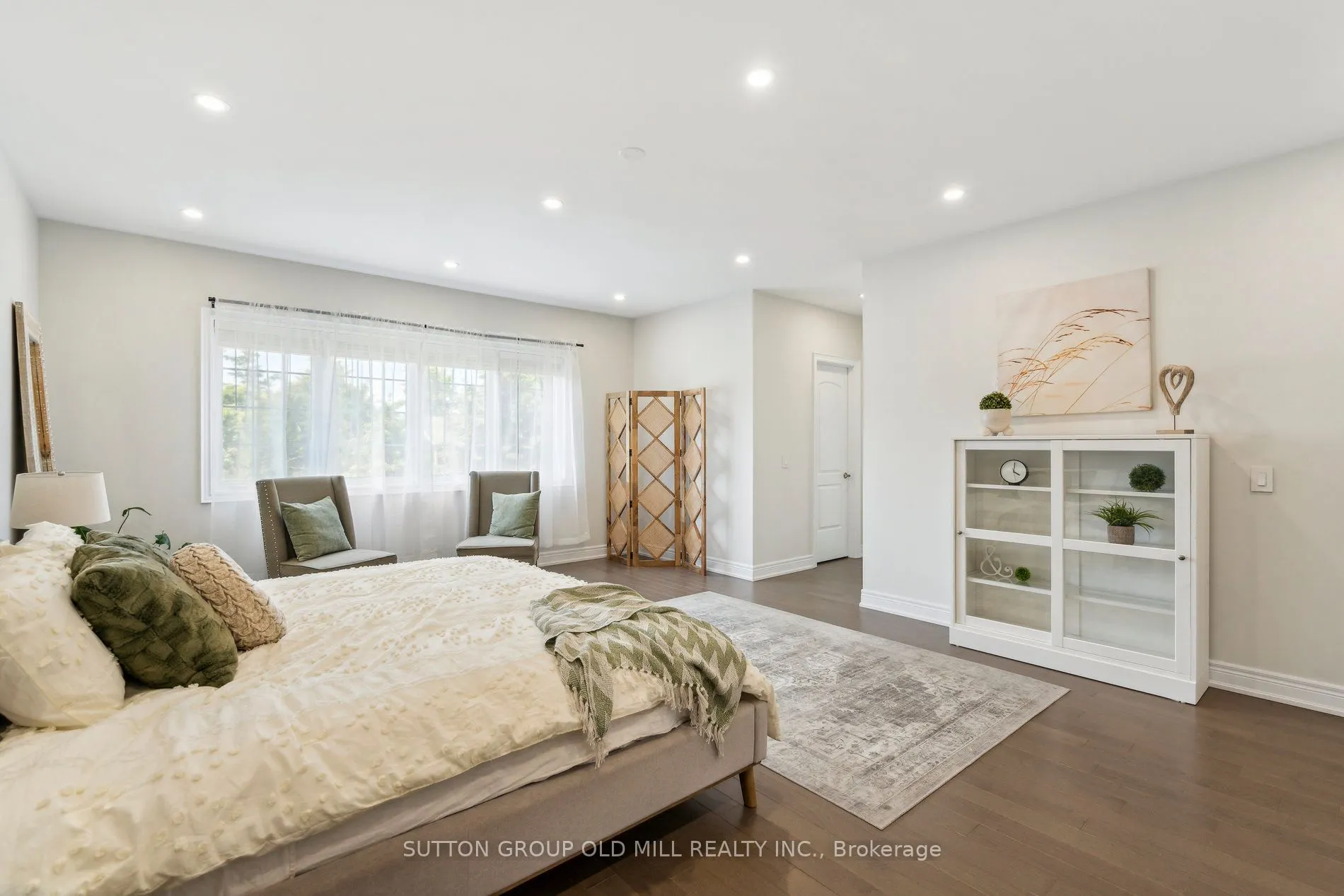 4 Daisy Meadow Crescent