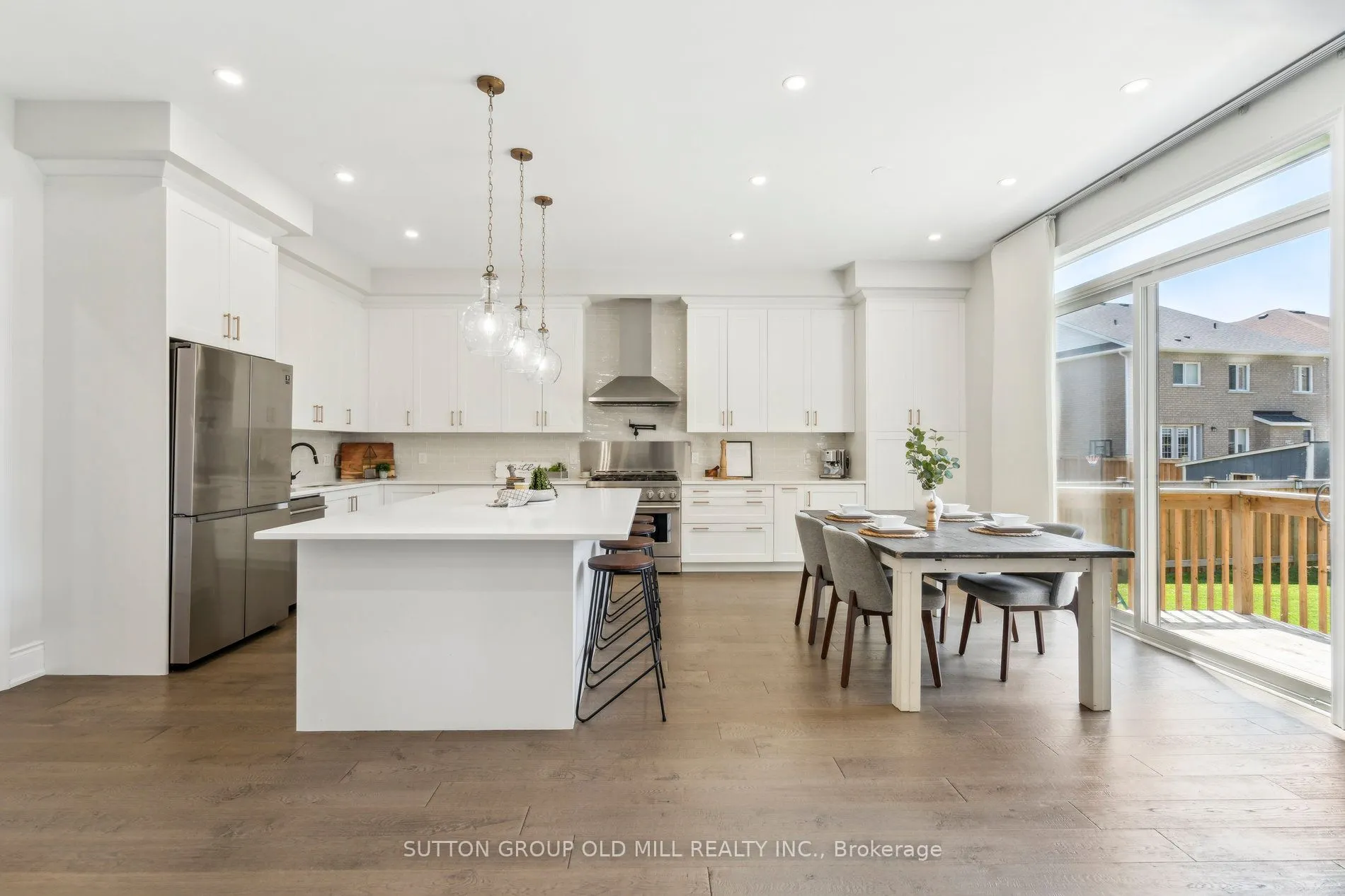 4 Daisy Meadow Crescent