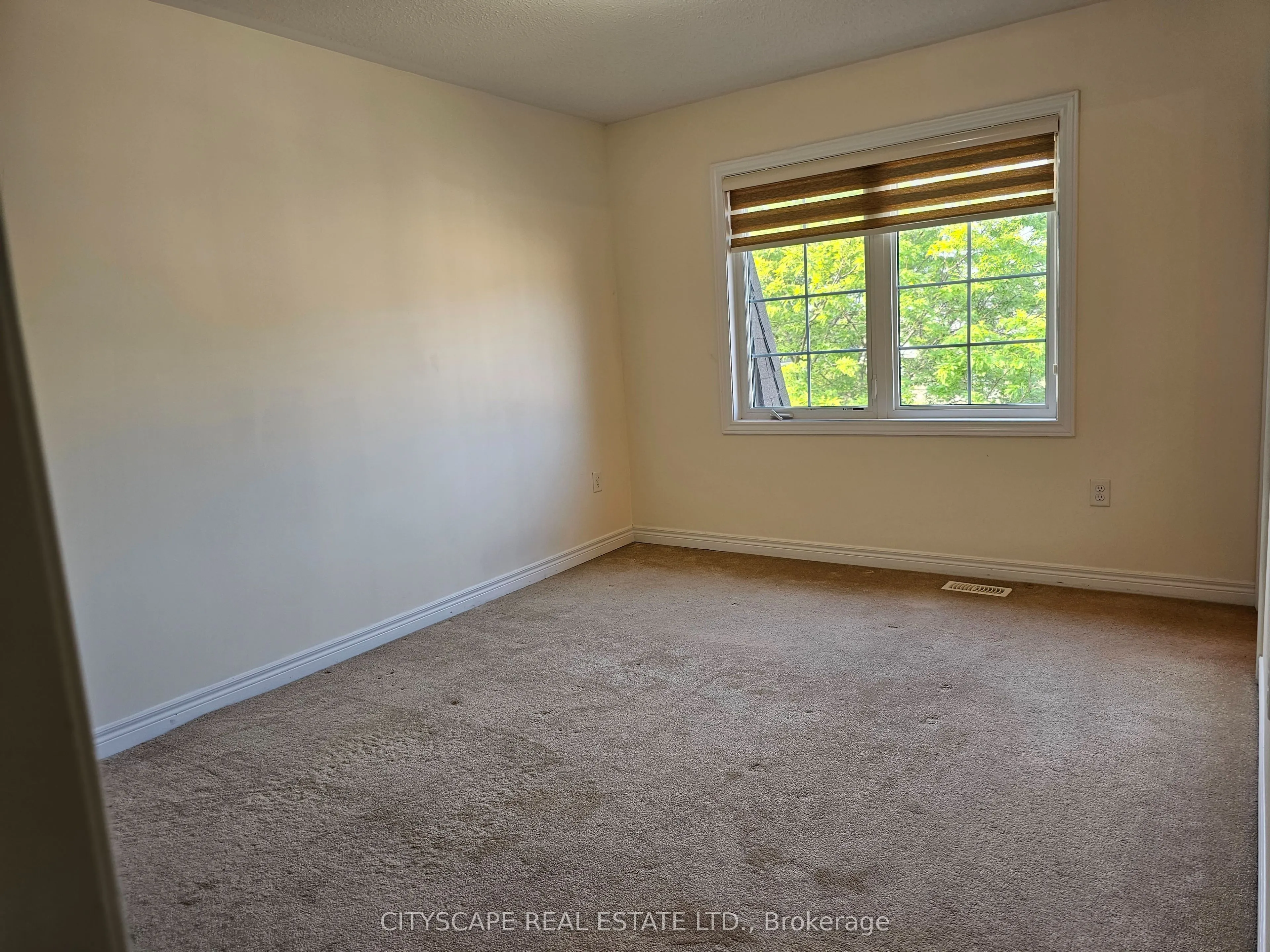 1354 Granrock Crescent