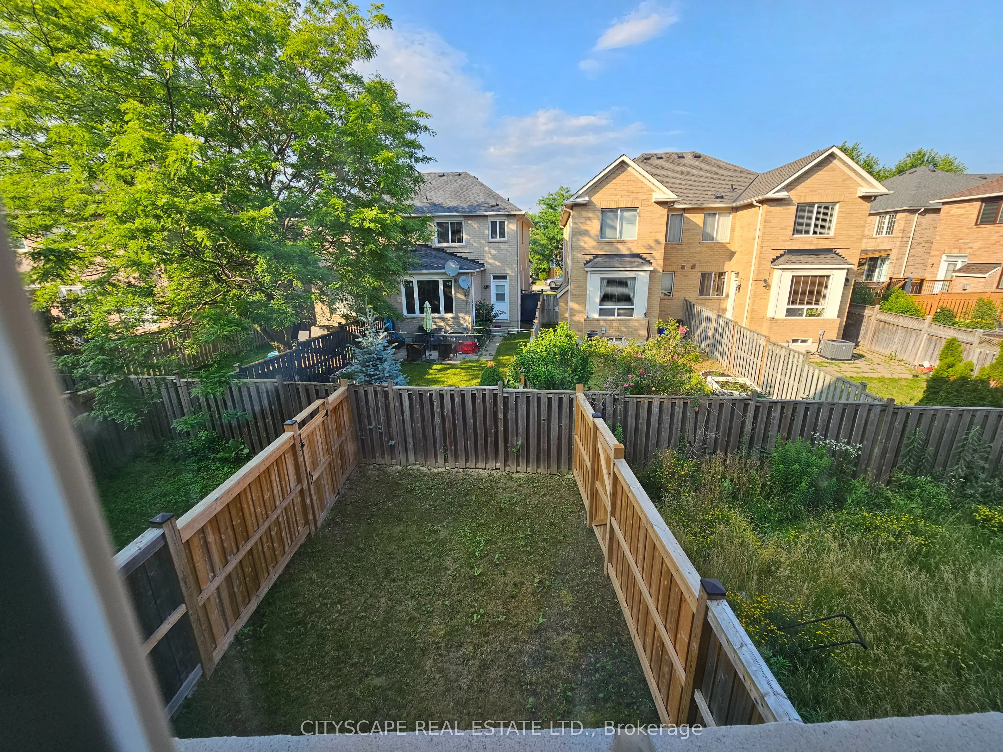 1354 Granrock Crescent