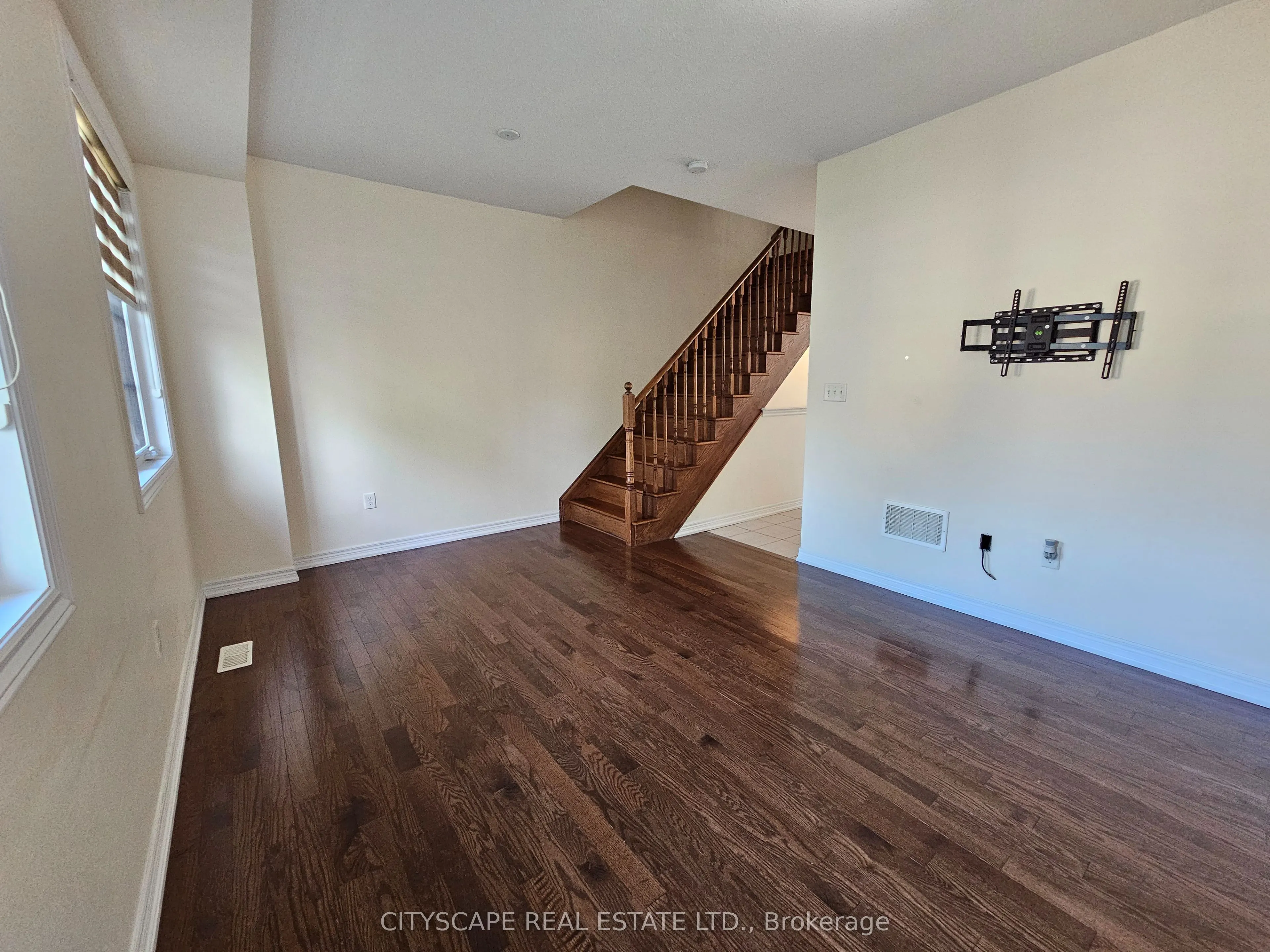 1354 Granrock Crescent