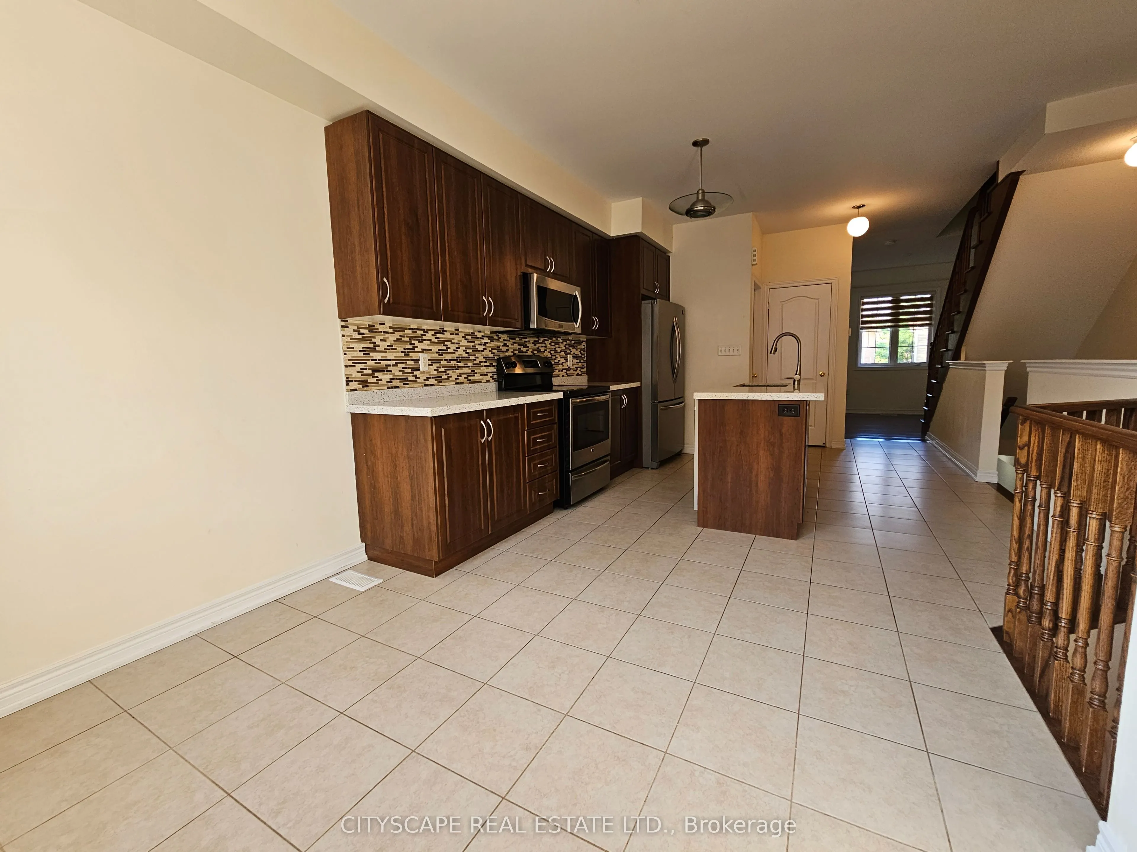 1354 Granrock Crescent