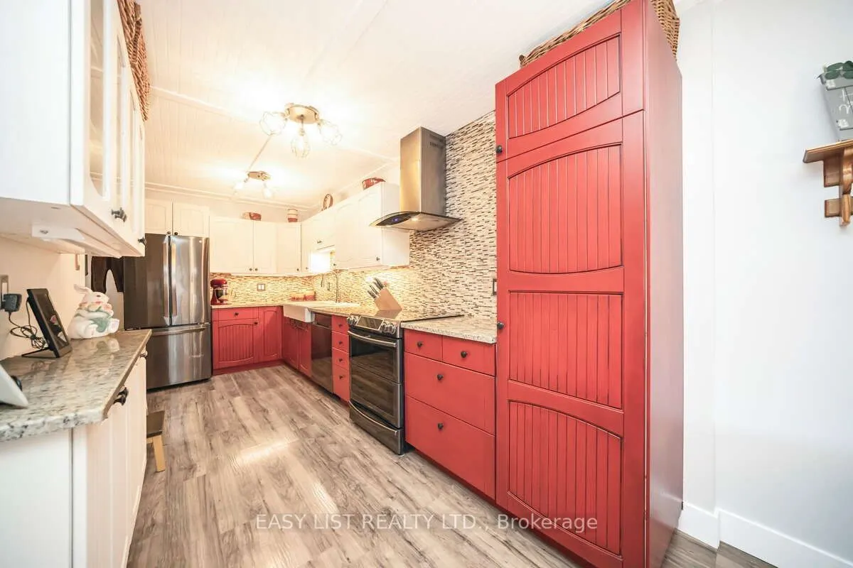 72 Carisbrooke Court #72