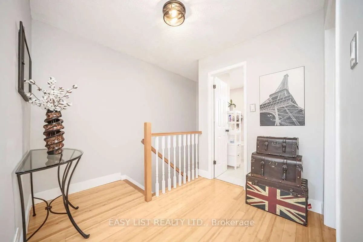 72 Carisbrooke Court #72