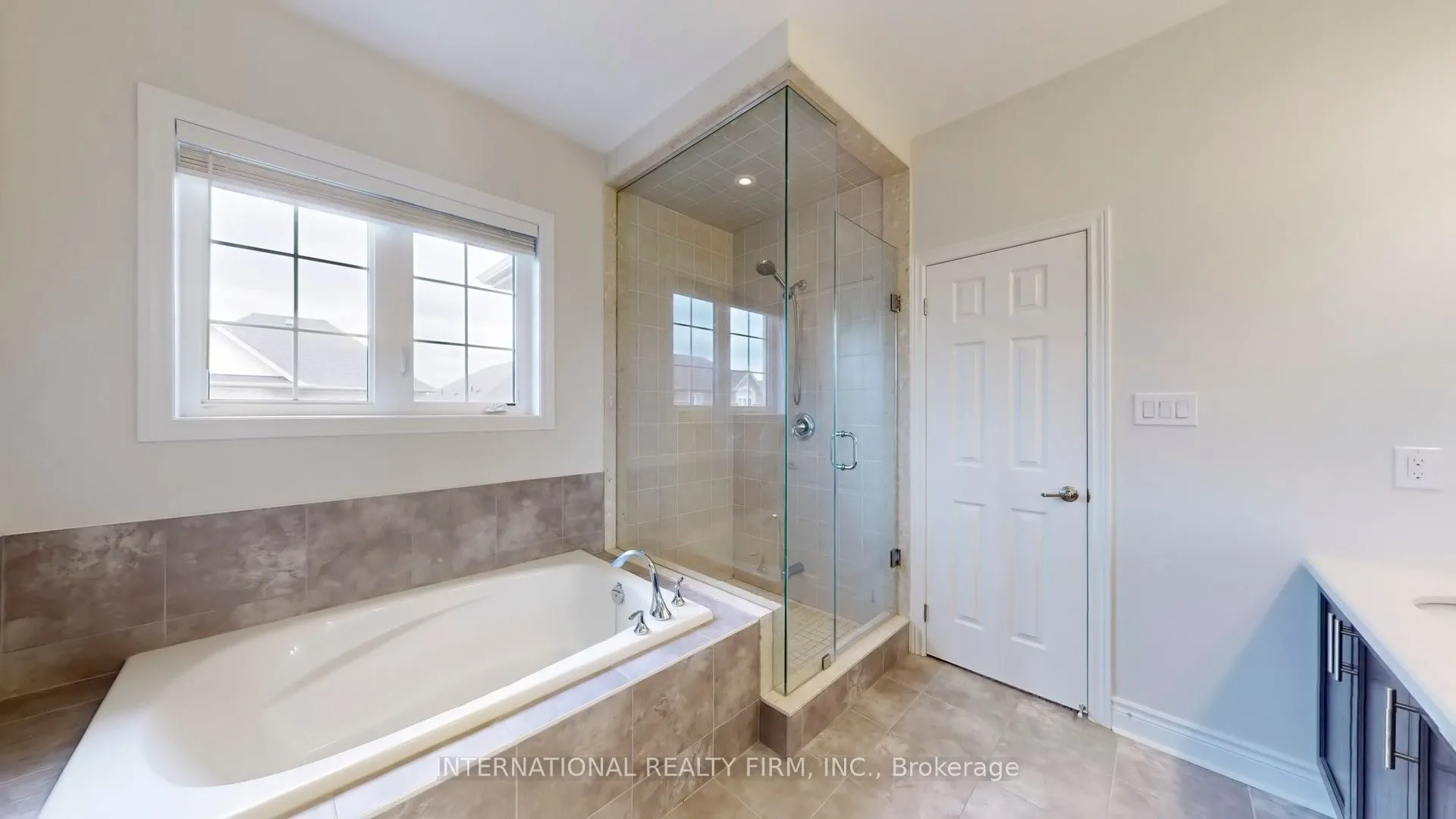 254 Niagara Trail