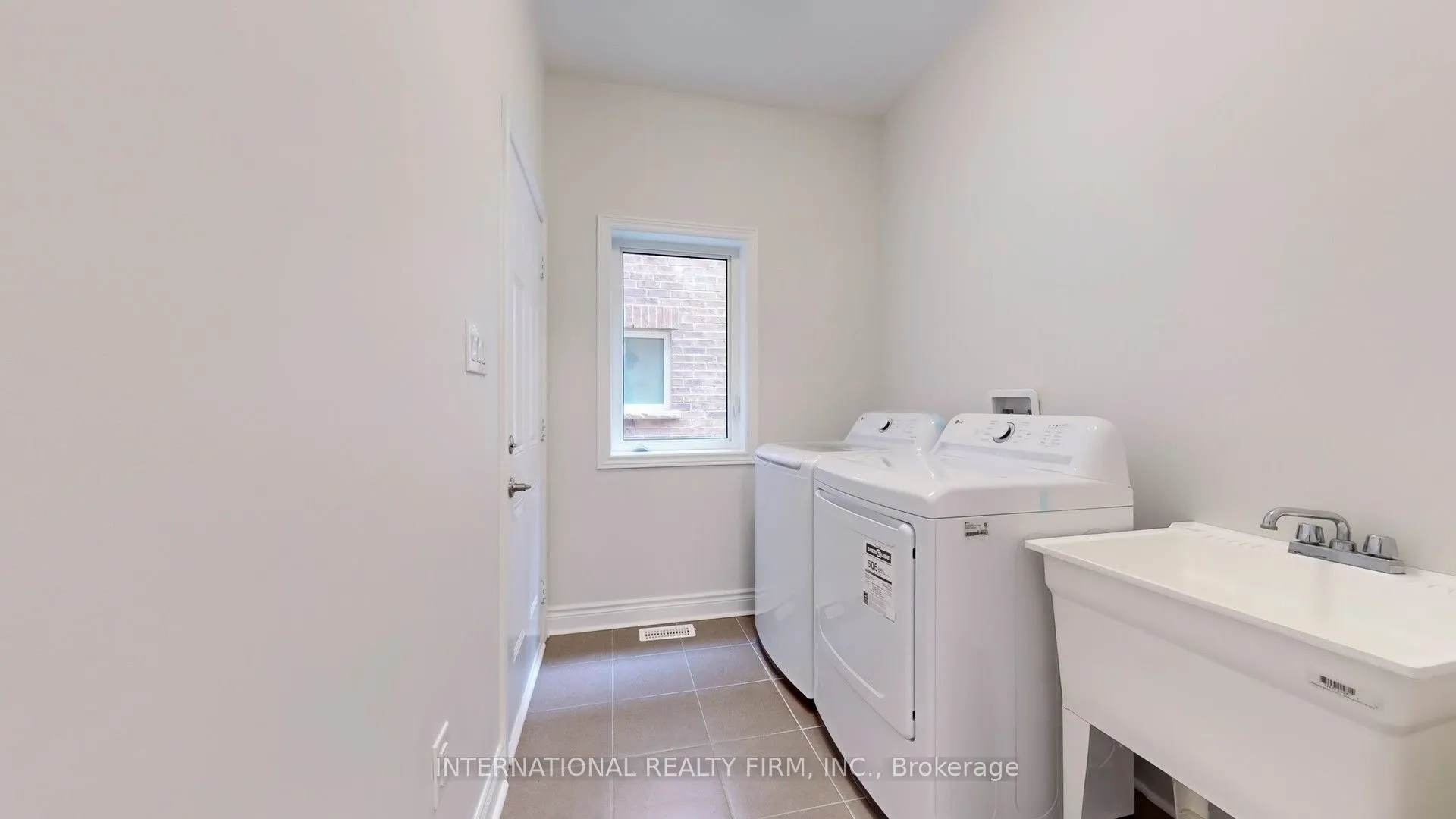 254 Niagara Trail