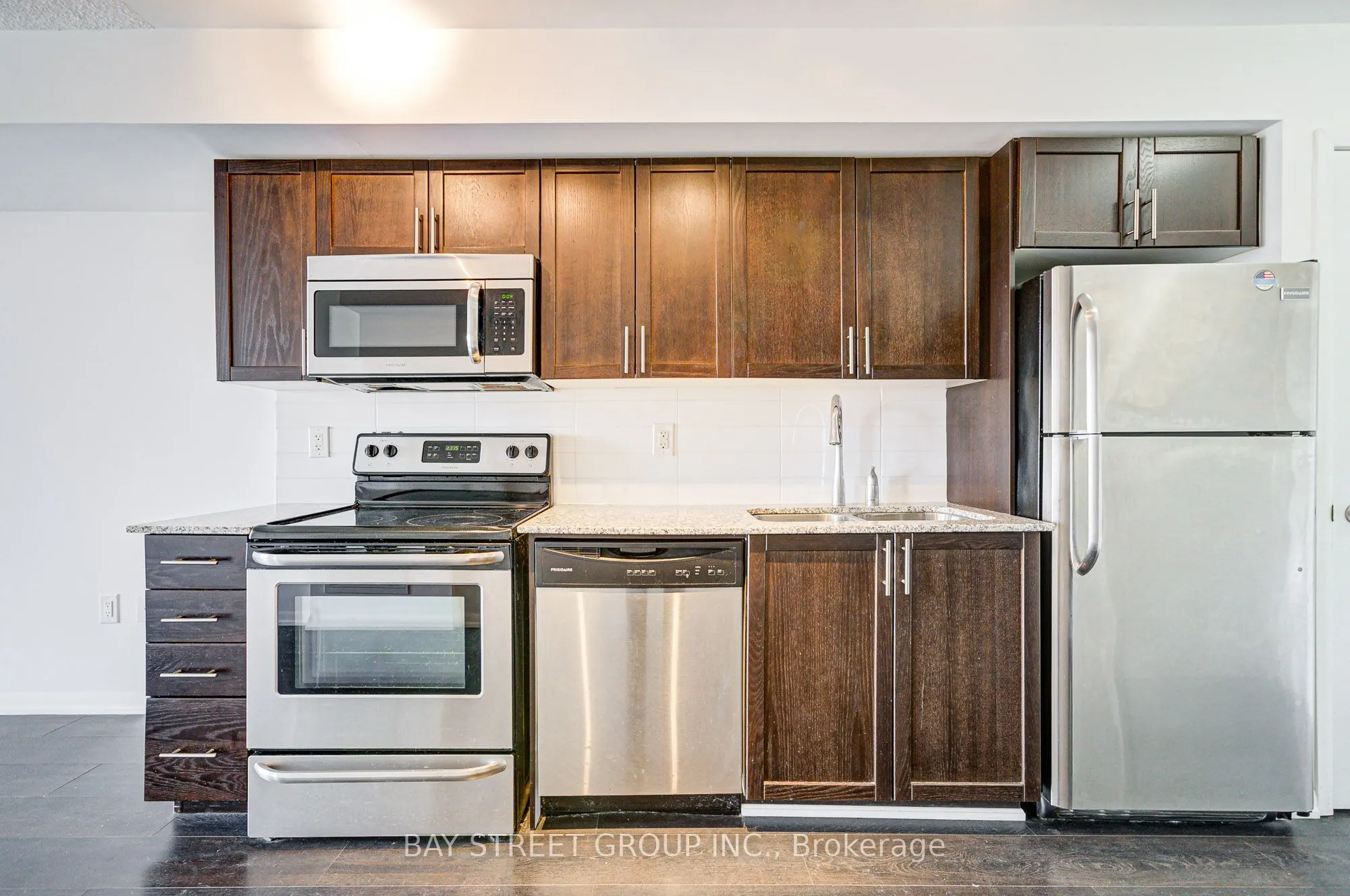 800 Lawrence Avenue W, #1221
