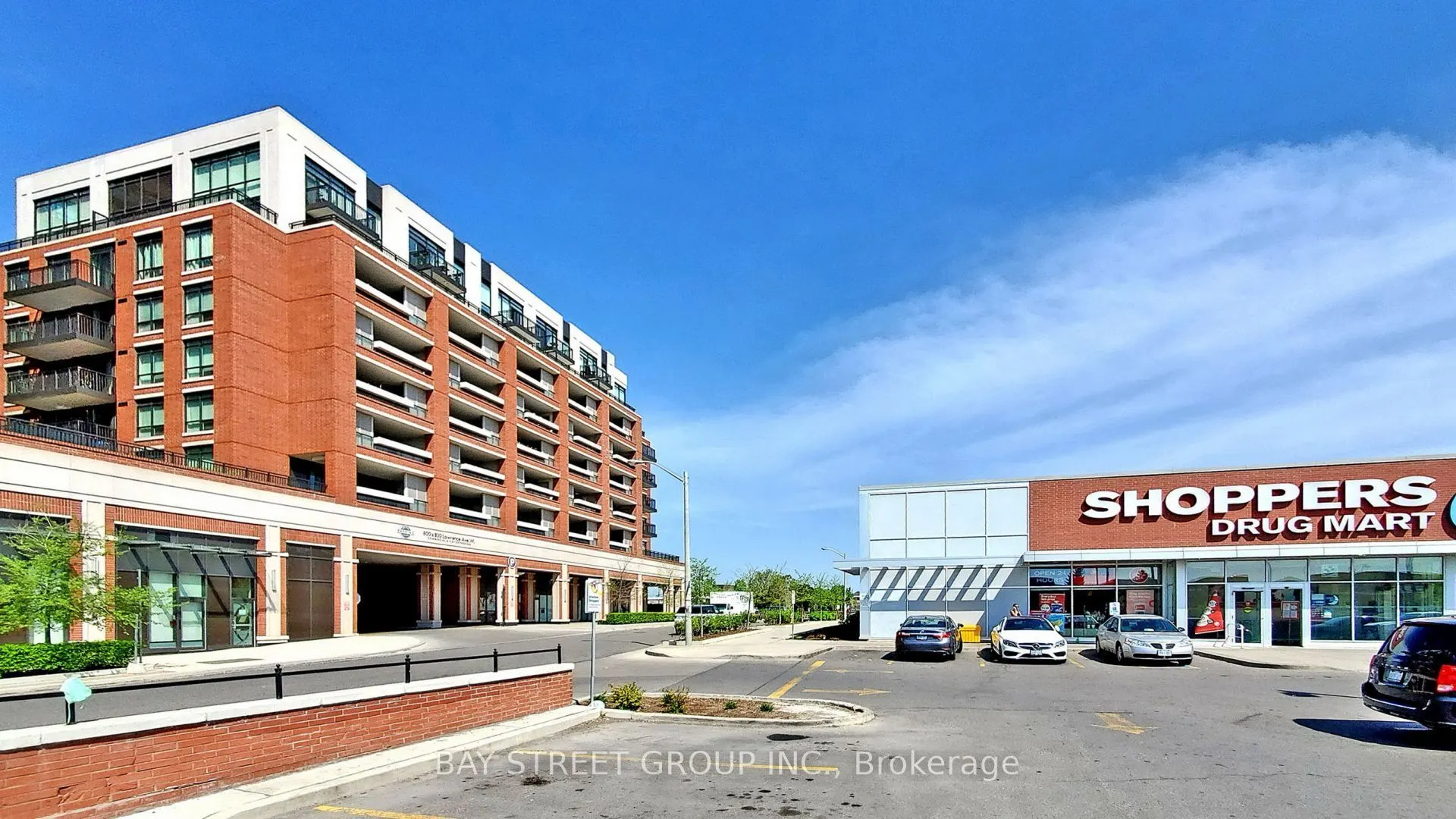 800 Lawrence Avenue W, #1221