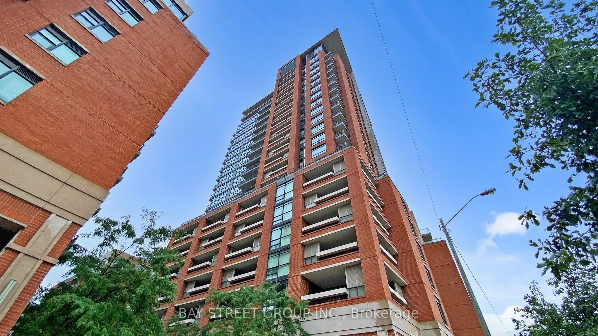 800 Lawrence Avenue W, #1221