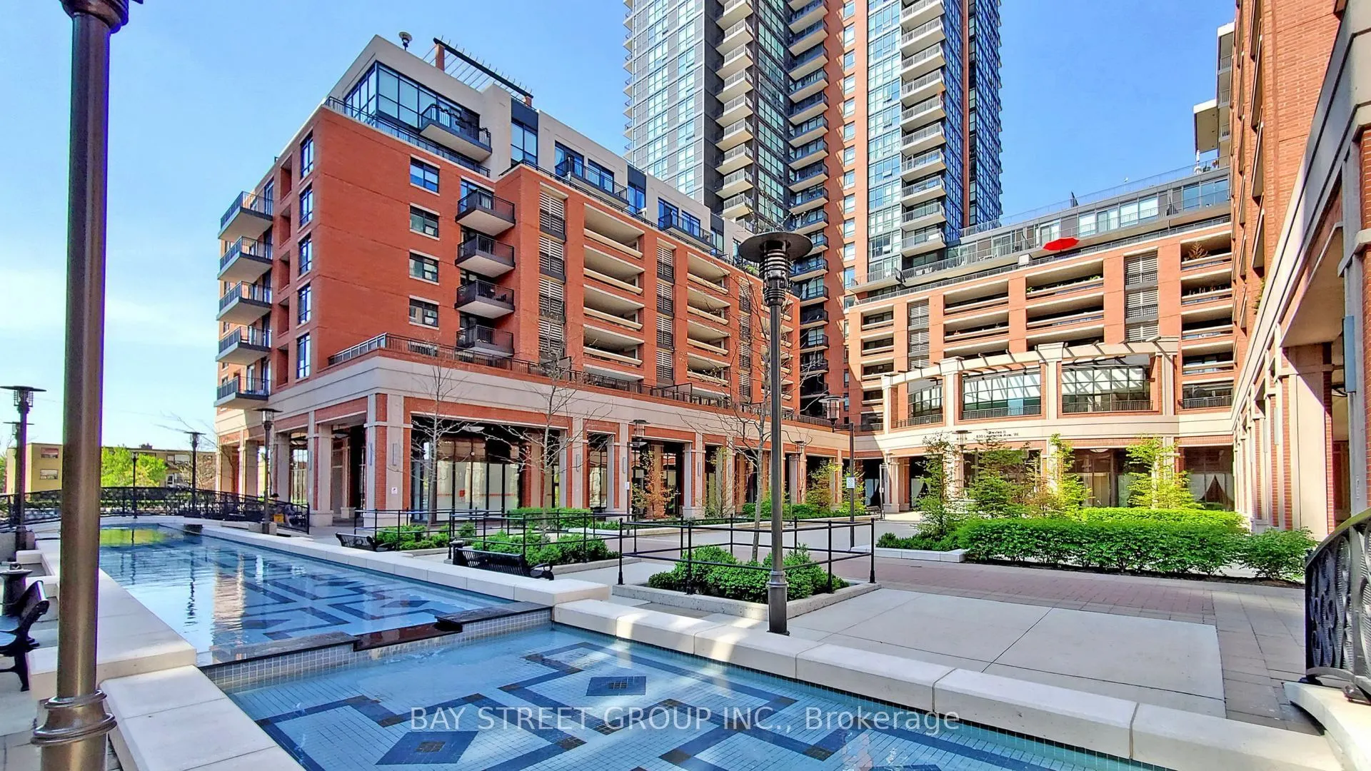 800 Lawrence Avenue W, #1221