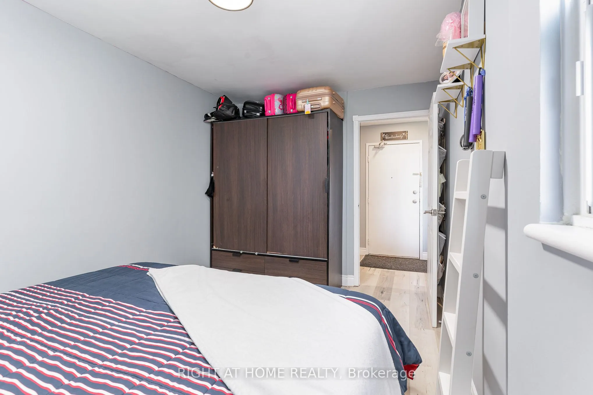530 Lolita Gardens, #505