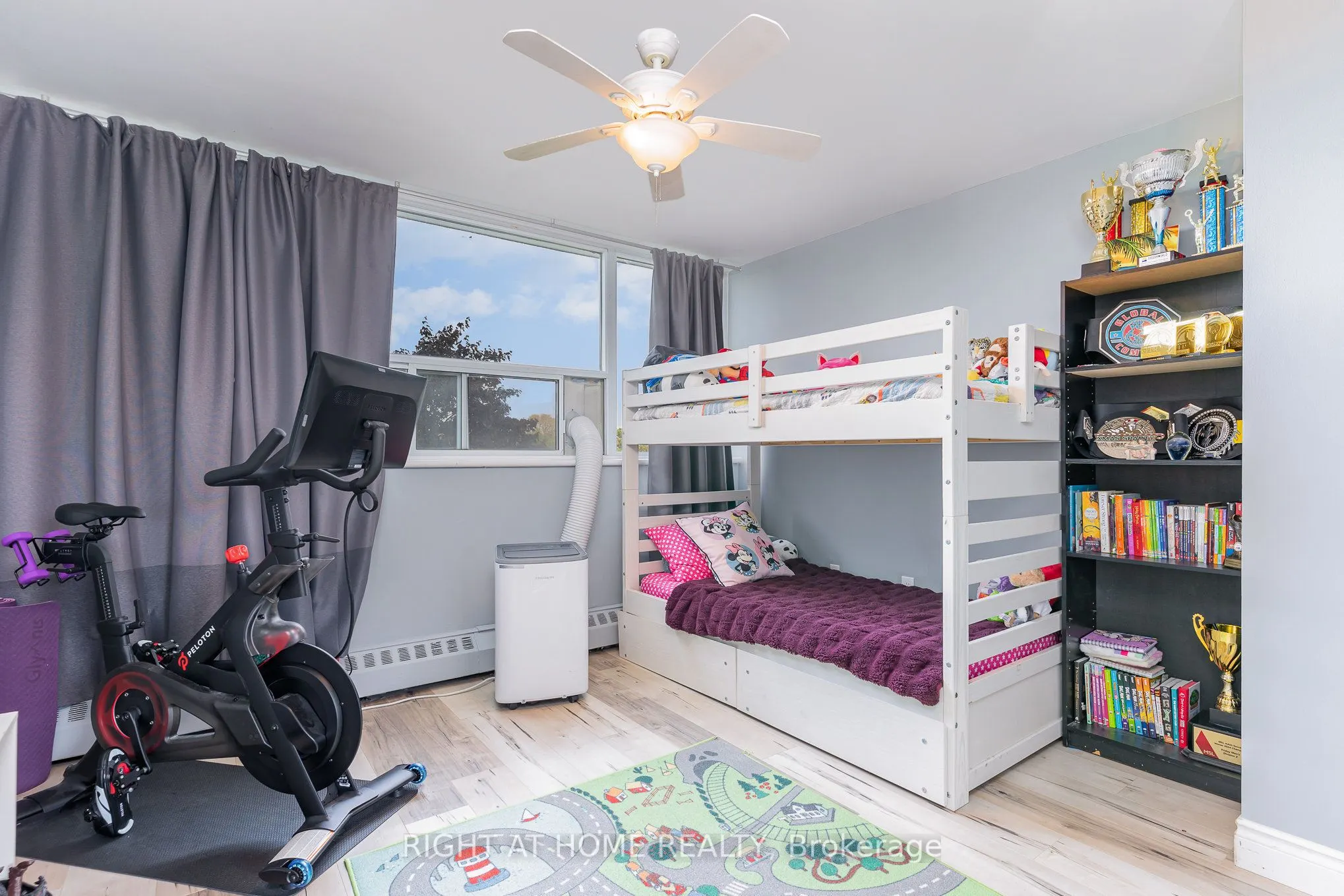 530 Lolita Gardens, #505