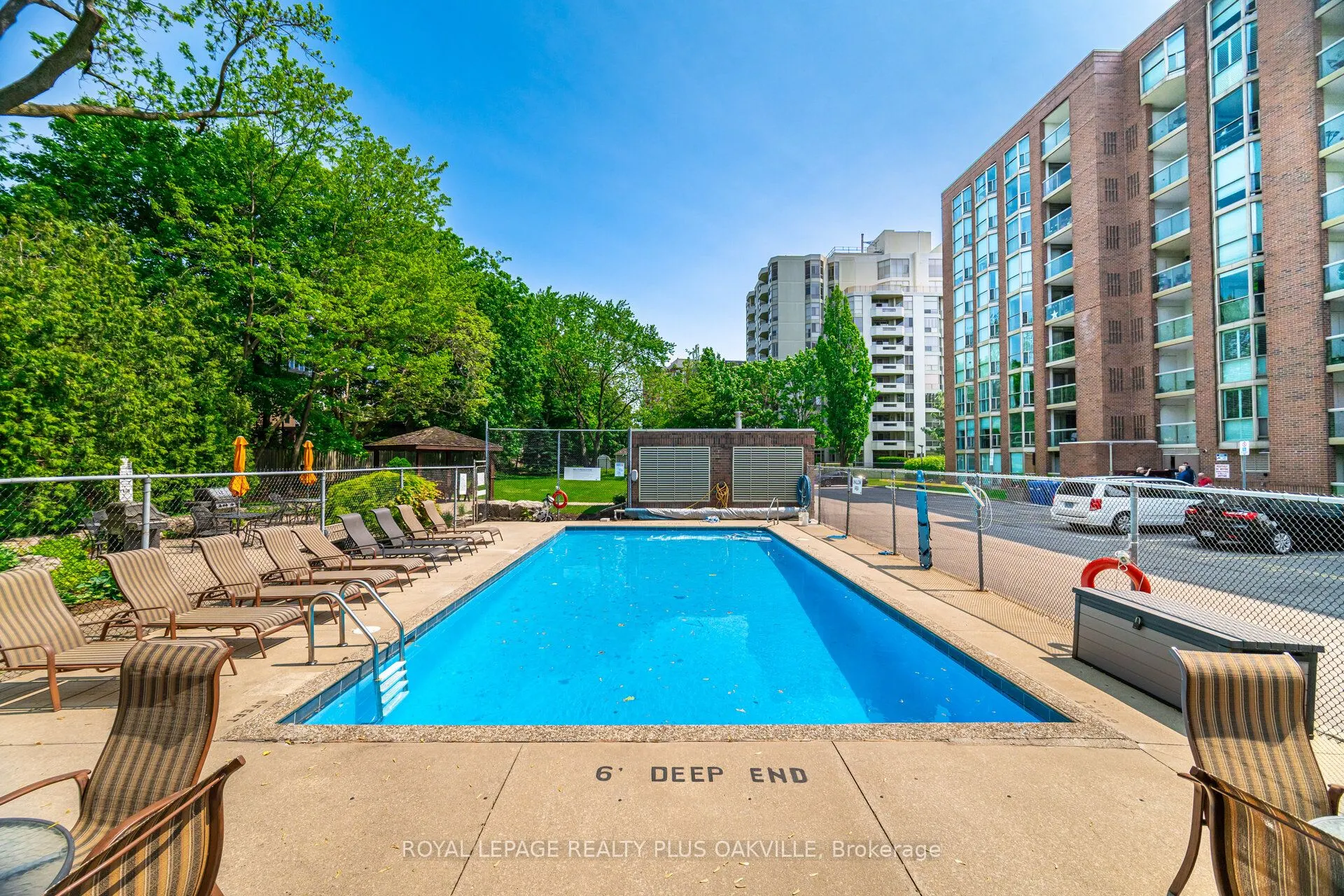 1225 North Shore Boulevard E, #104